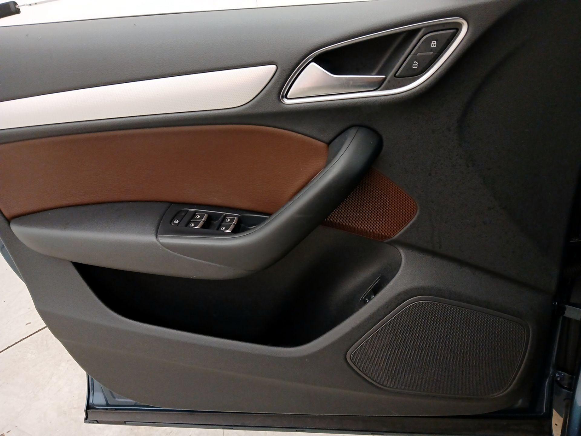 Thumbnail: 2017 Audi Q3 - 12