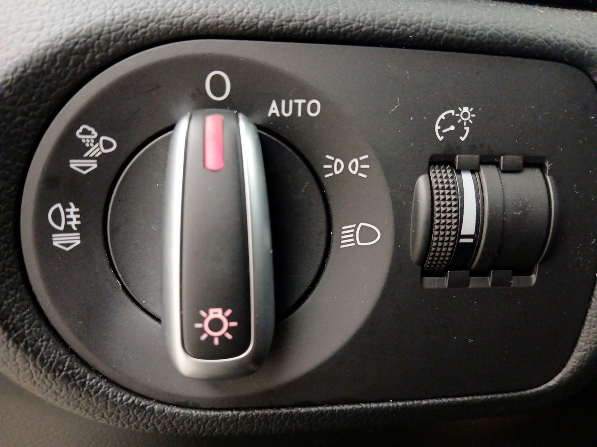 Thumbnail: 2017 Audi Q3 - 13