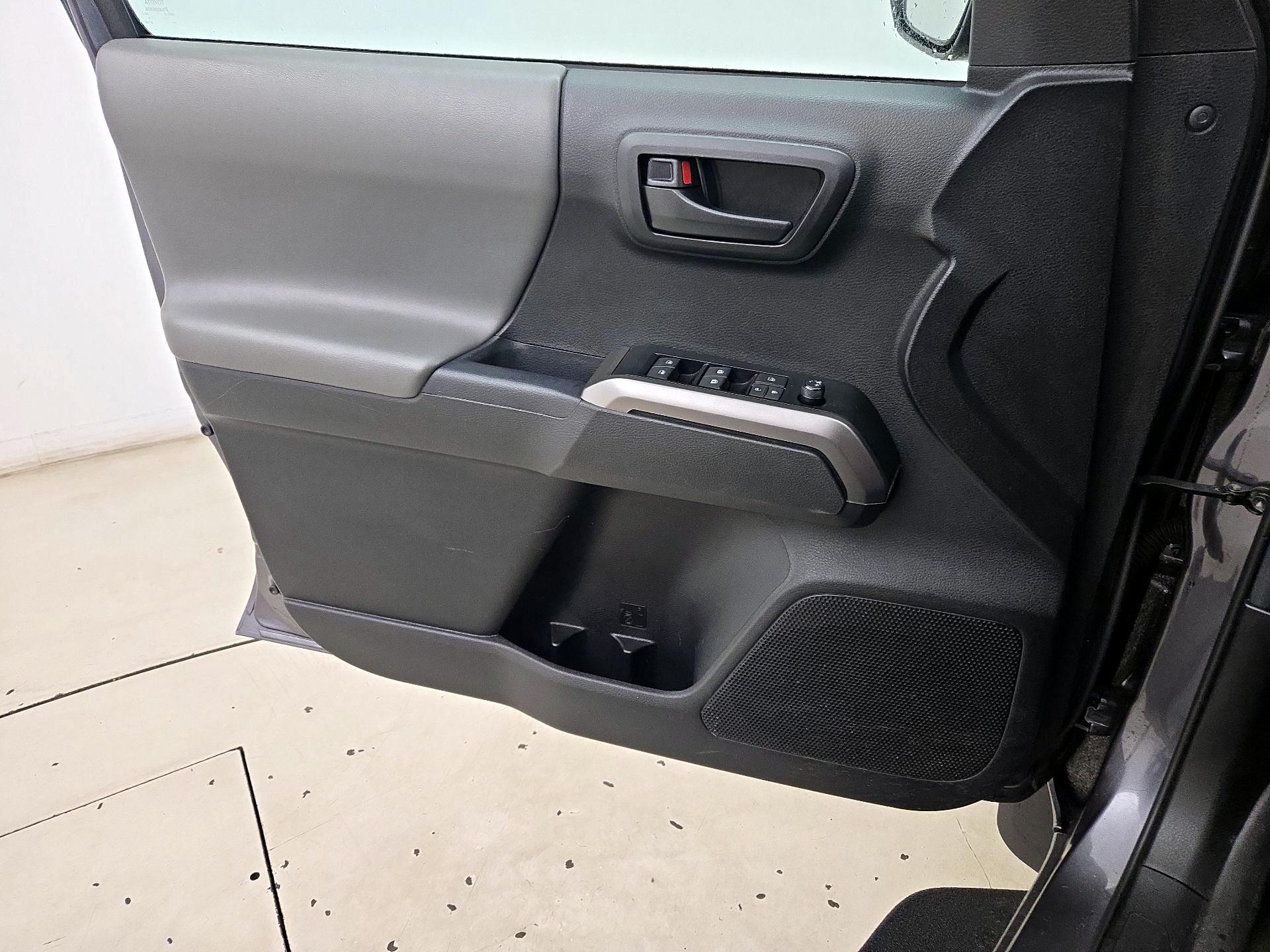 Thumbnail: 2023 Toyota Tacoma - 12