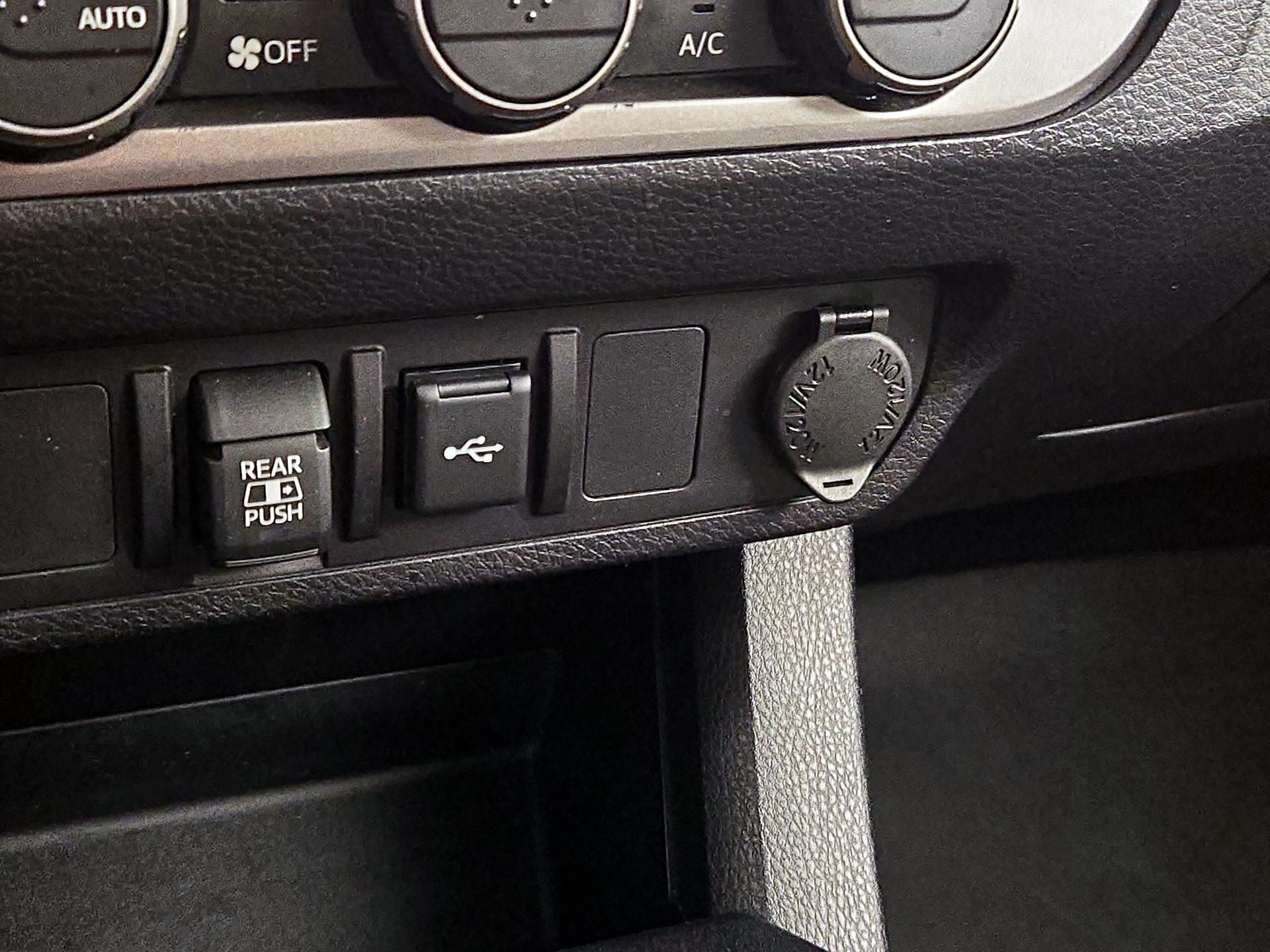 Thumbnail: 2023 Toyota Tacoma - 18