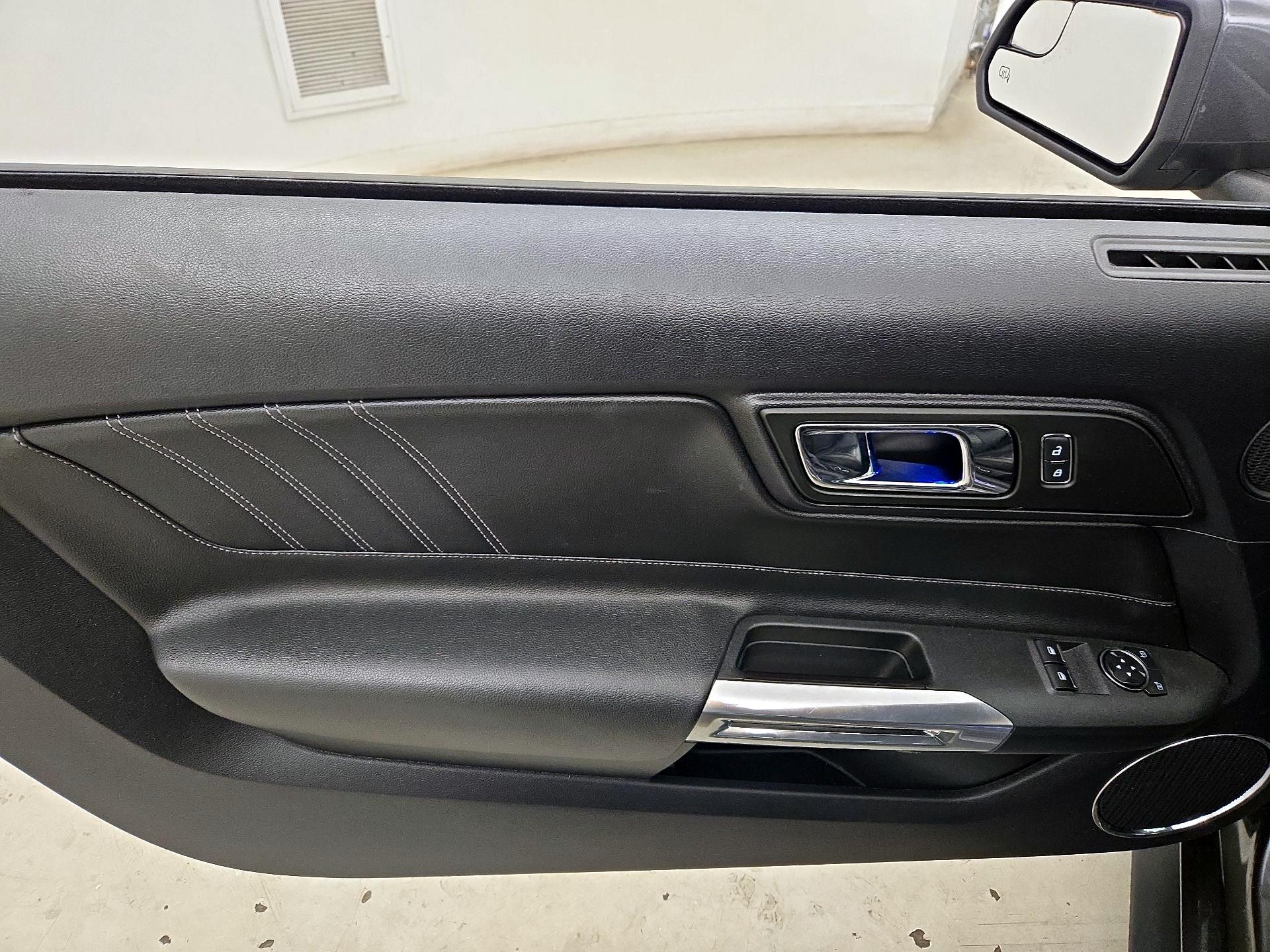 Thumbnail: 2015 Ford Mustang - 12