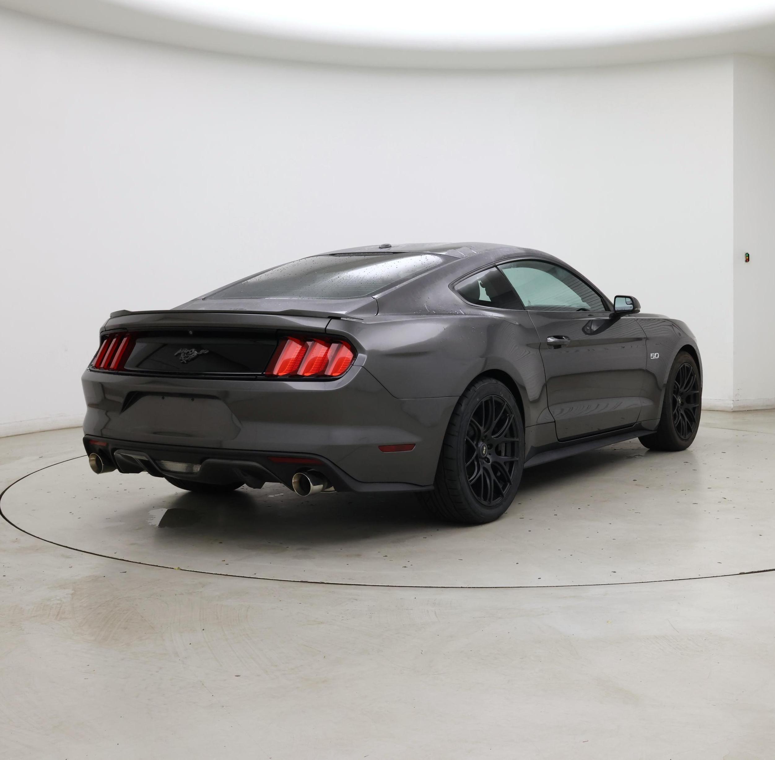 Thumbnail: 2015 Ford Mustang - 8
