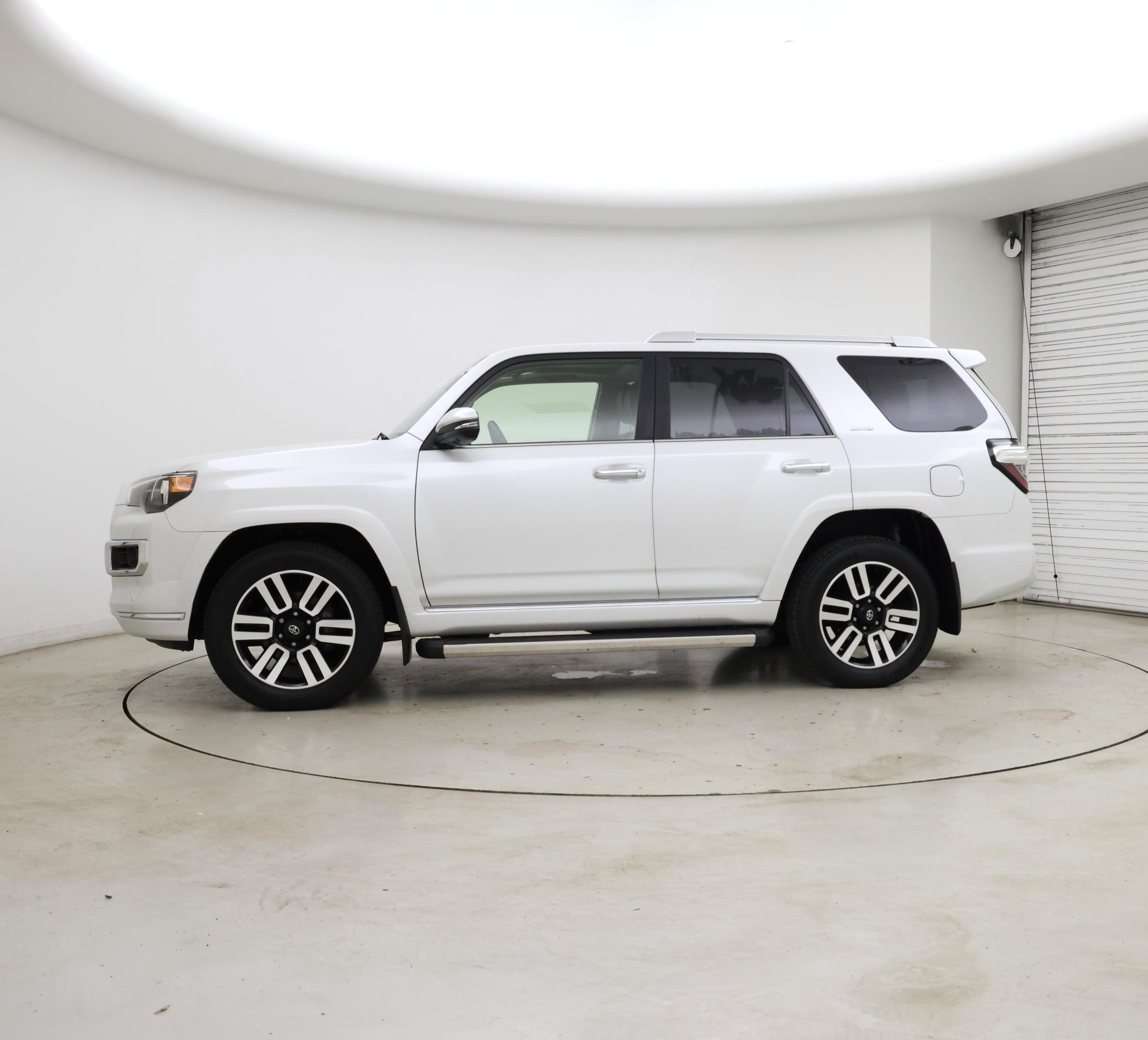 Thumbnail: 2024 Toyota 4Runner - 3