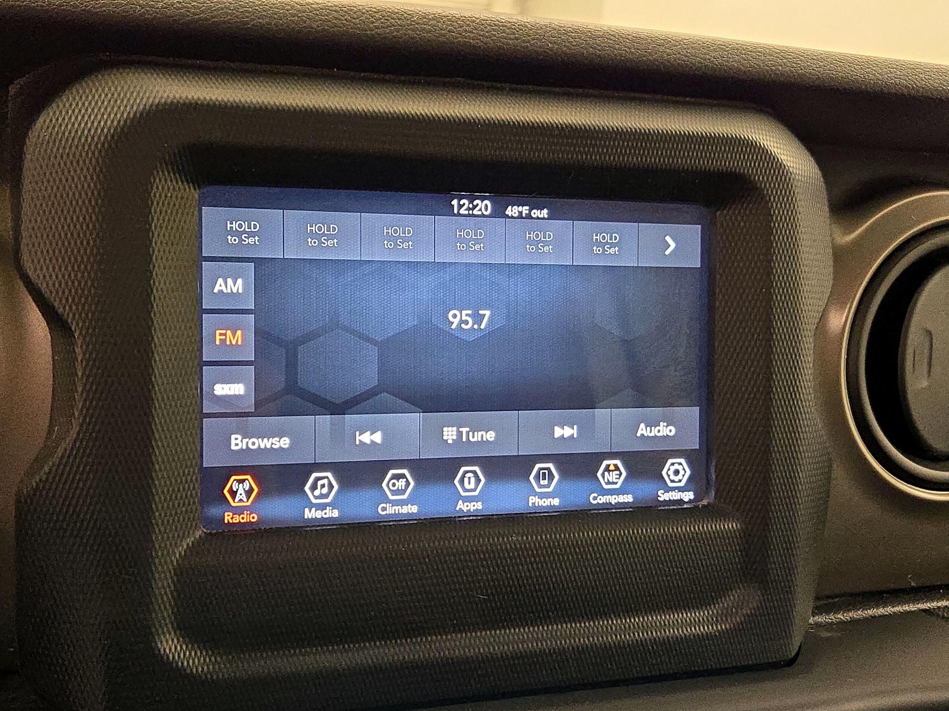 Thumbnail: 2020 Jeep Wrangler - 15