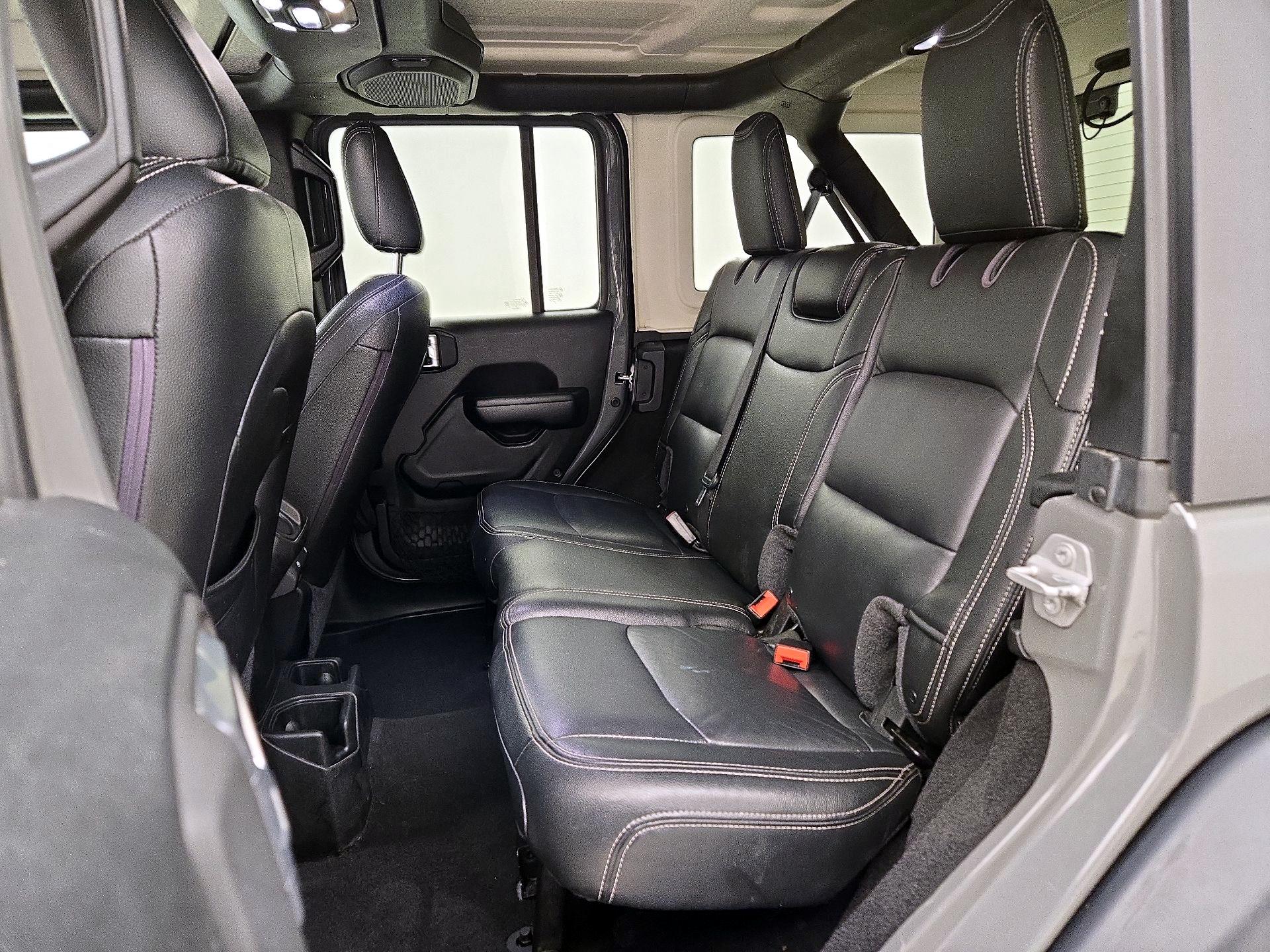 Thumbnail: 2020 Jeep Wrangler - 19