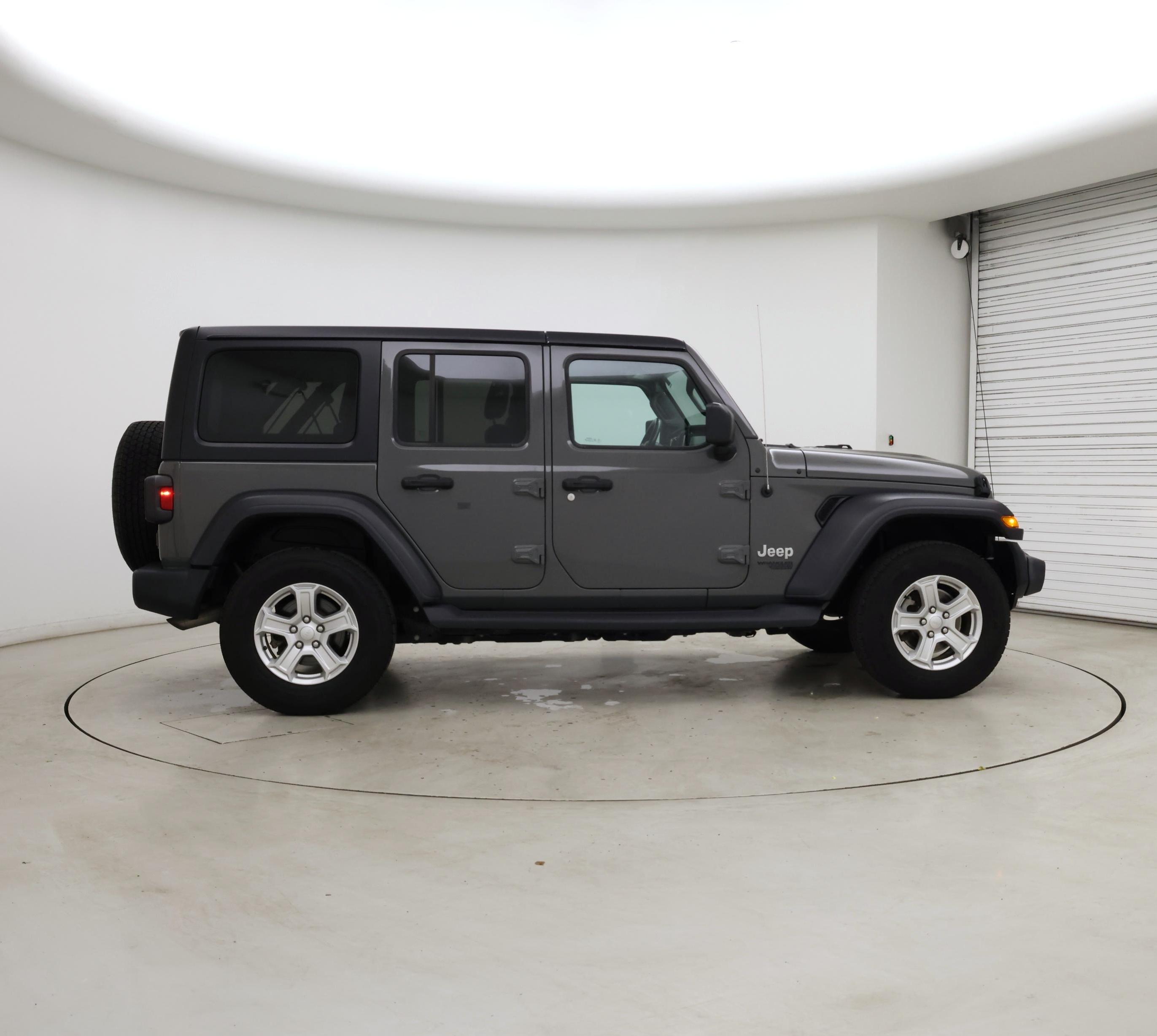 Thumbnail: 2020 Jeep Wrangler - 7