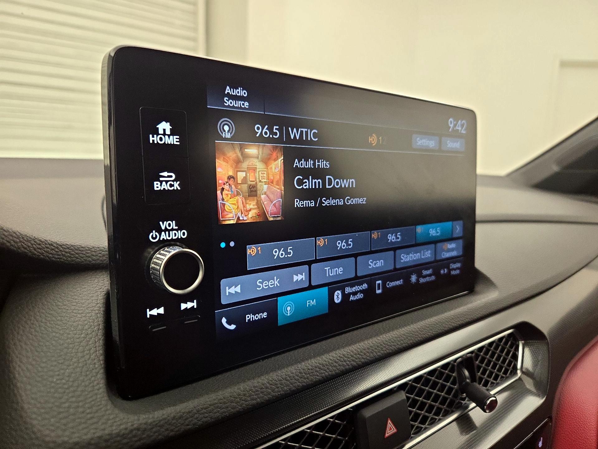 Thumbnail: 2024 Acura Integra - 15