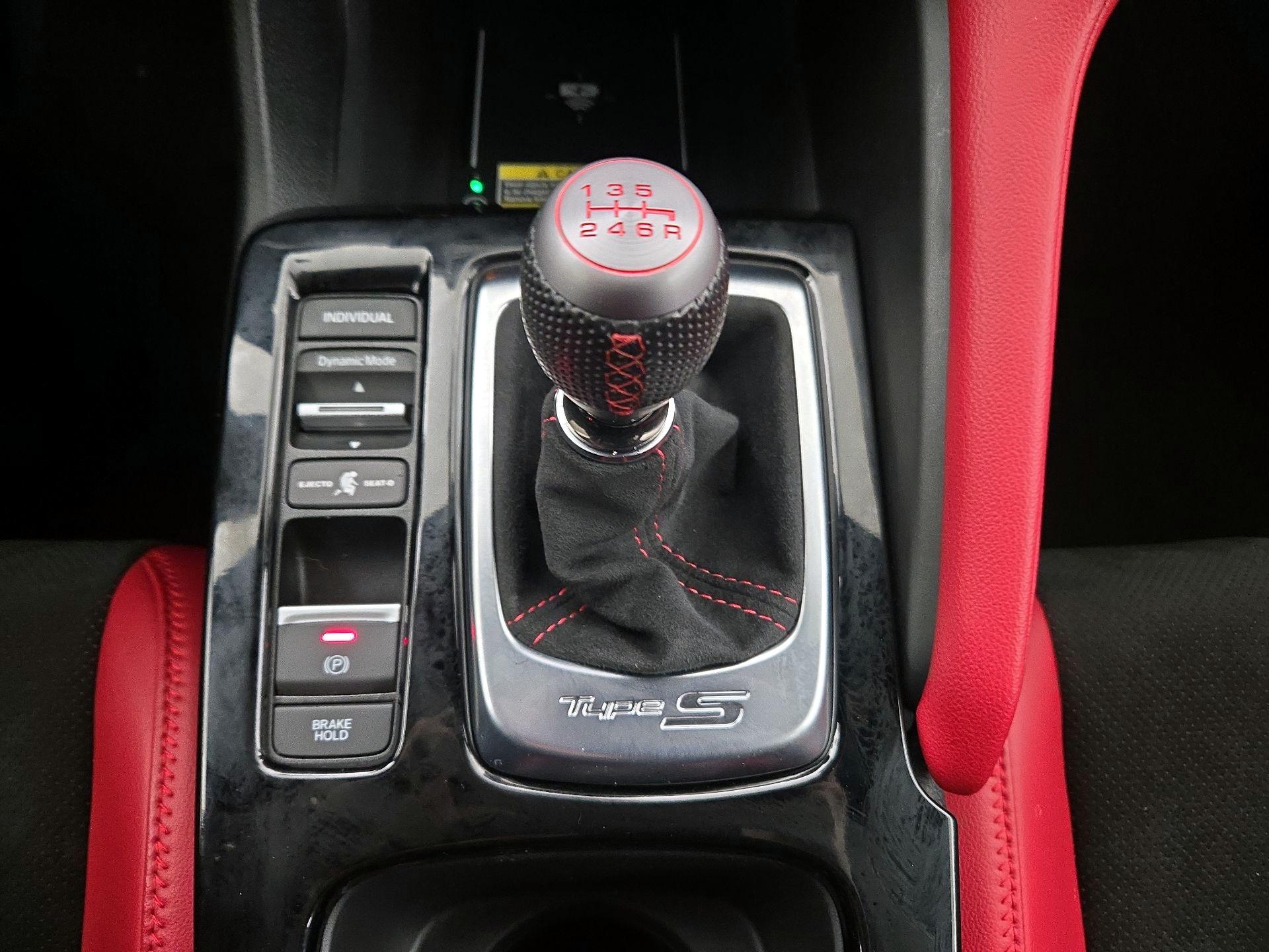 Thumbnail: 2024 Acura Integra - 17