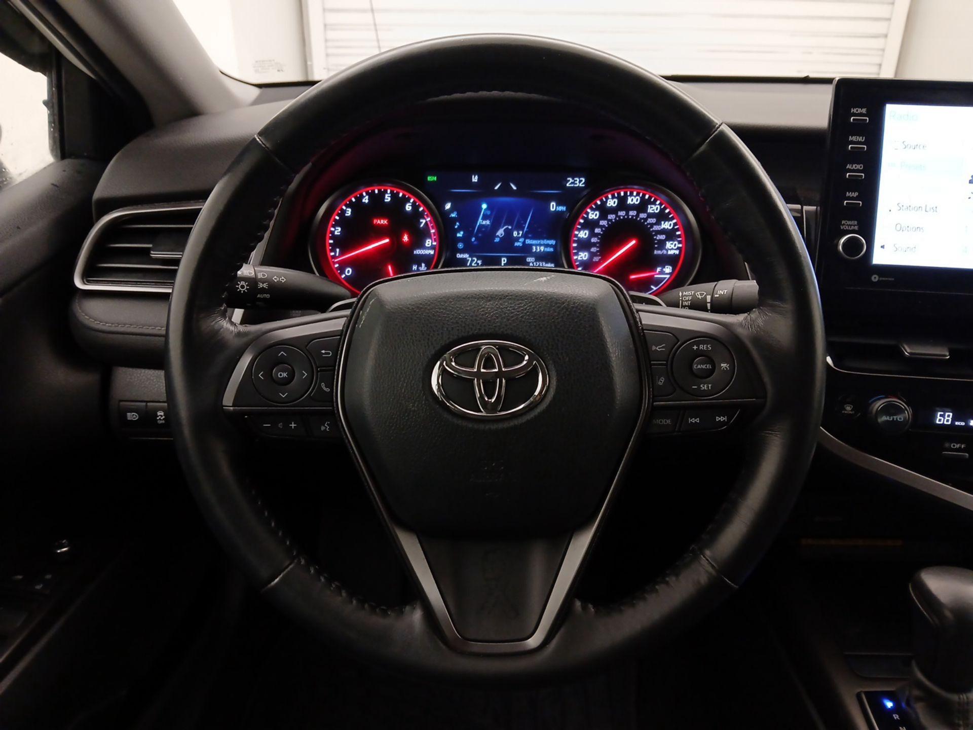 Thumbnail: 2021 Toyota Camry - 10