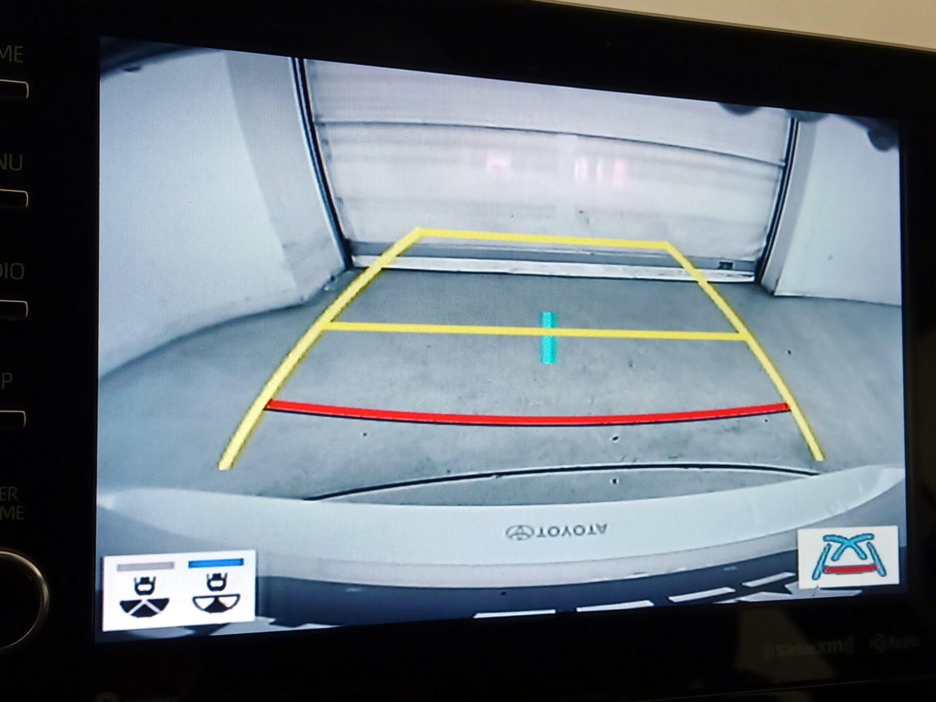 Thumbnail: 2021 Toyota Camry - 13