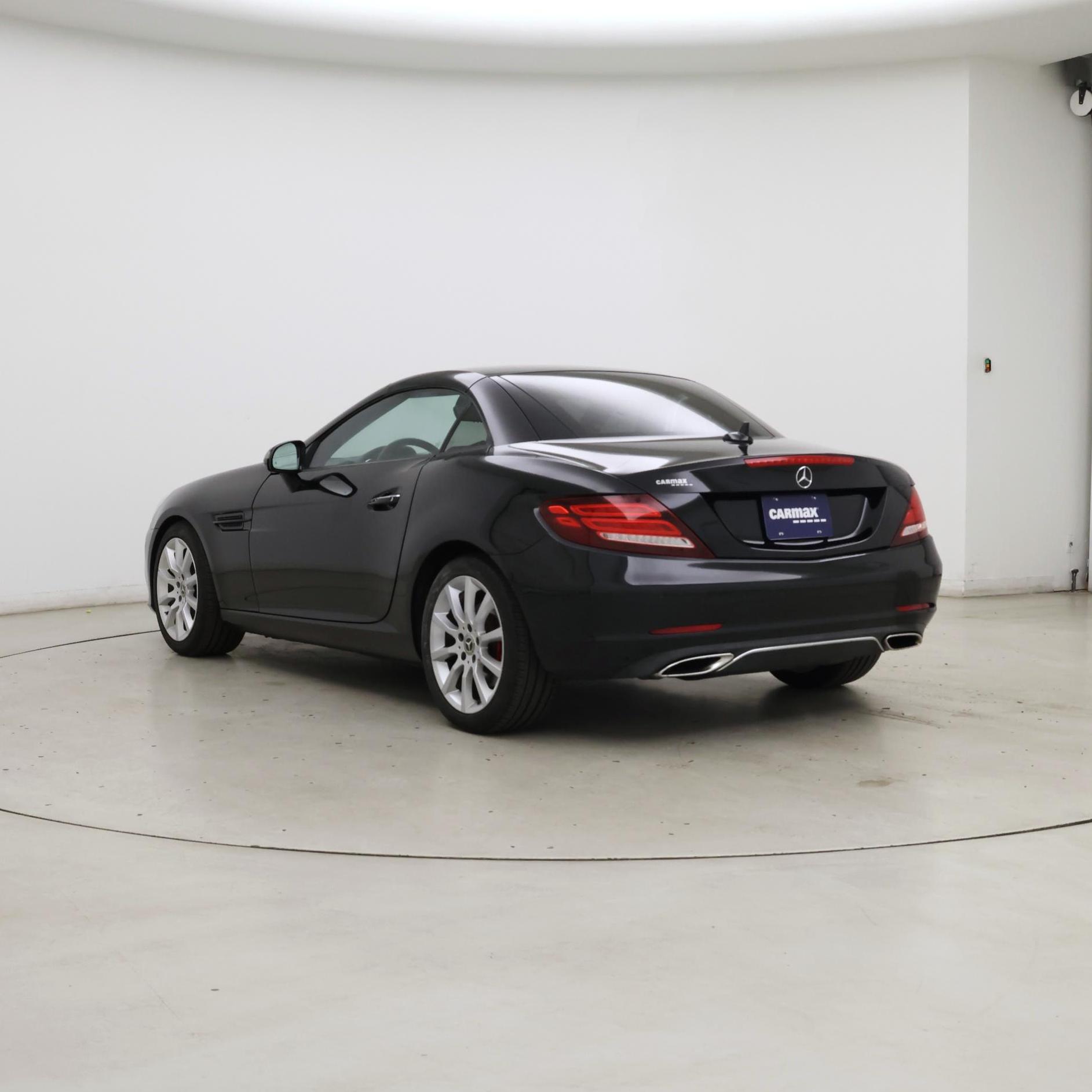 Thumbnail: 2018 Mercedes-Benz SLC - 2