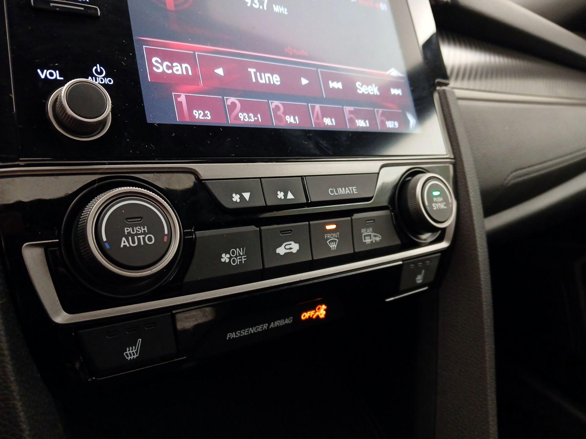 Thumbnail: 2019 Honda Civic - 16