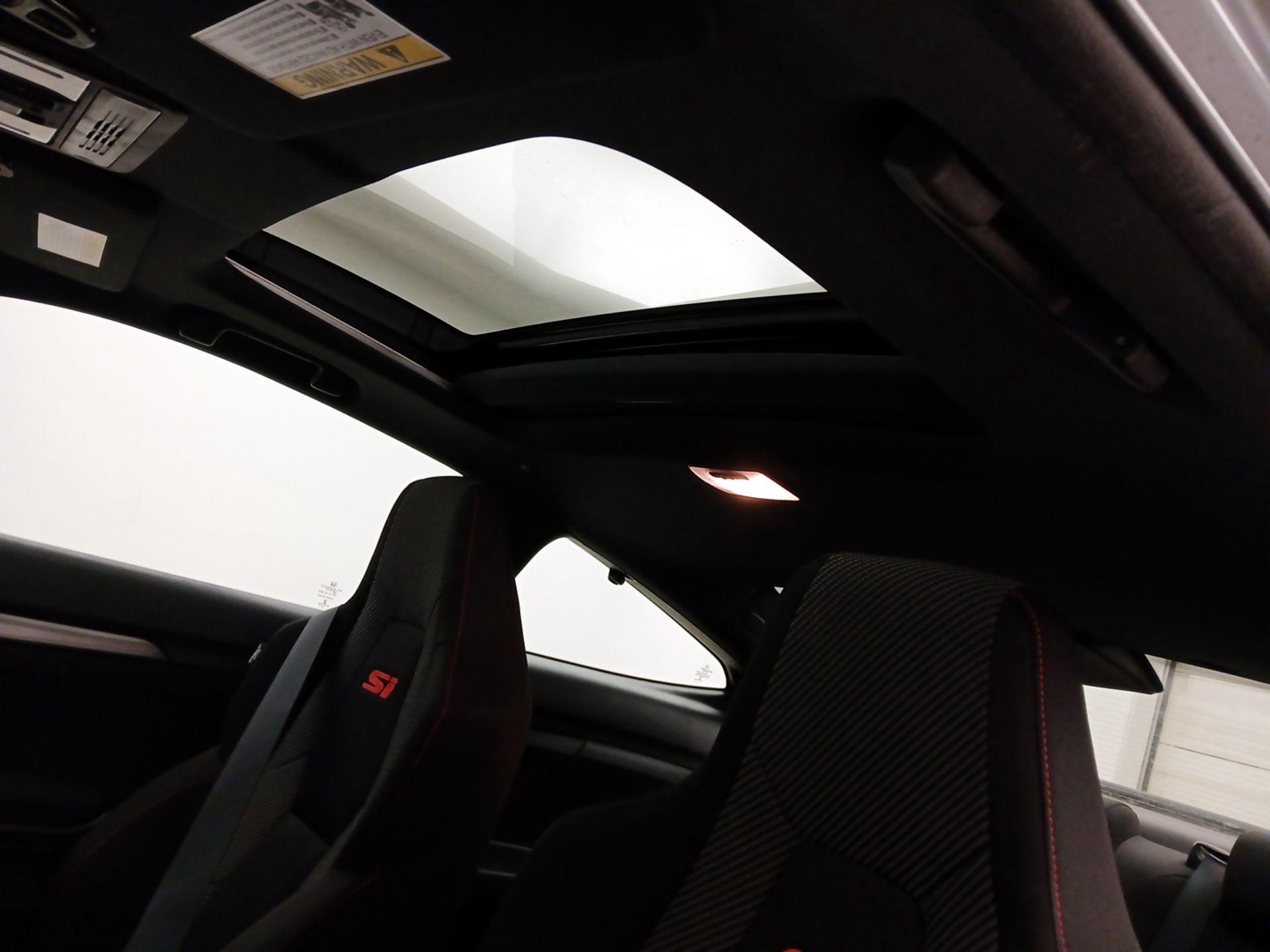 Thumbnail: 2019 Honda Civic - 19