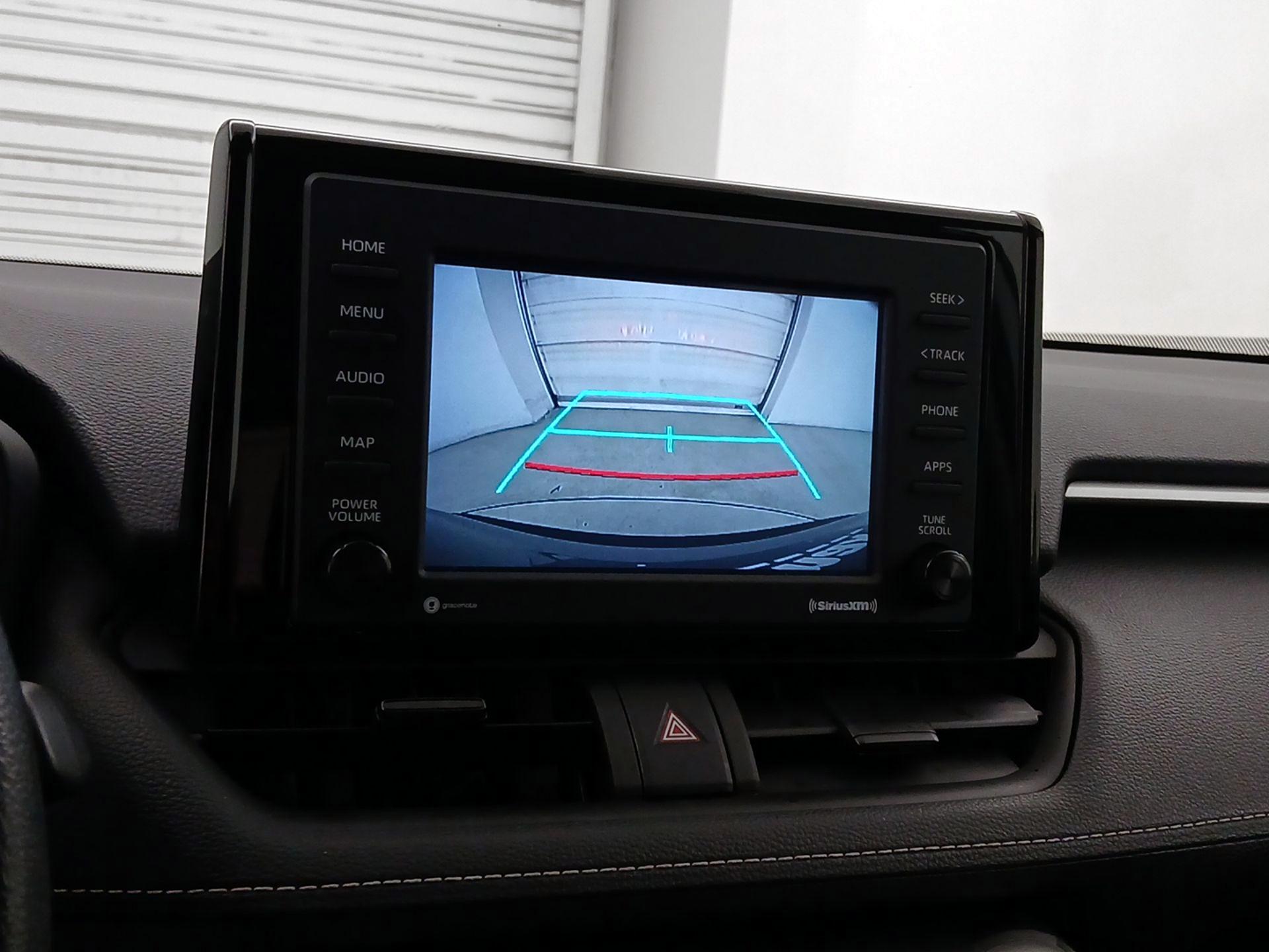 Thumbnail: 2021 Toyota RAV4 - 14