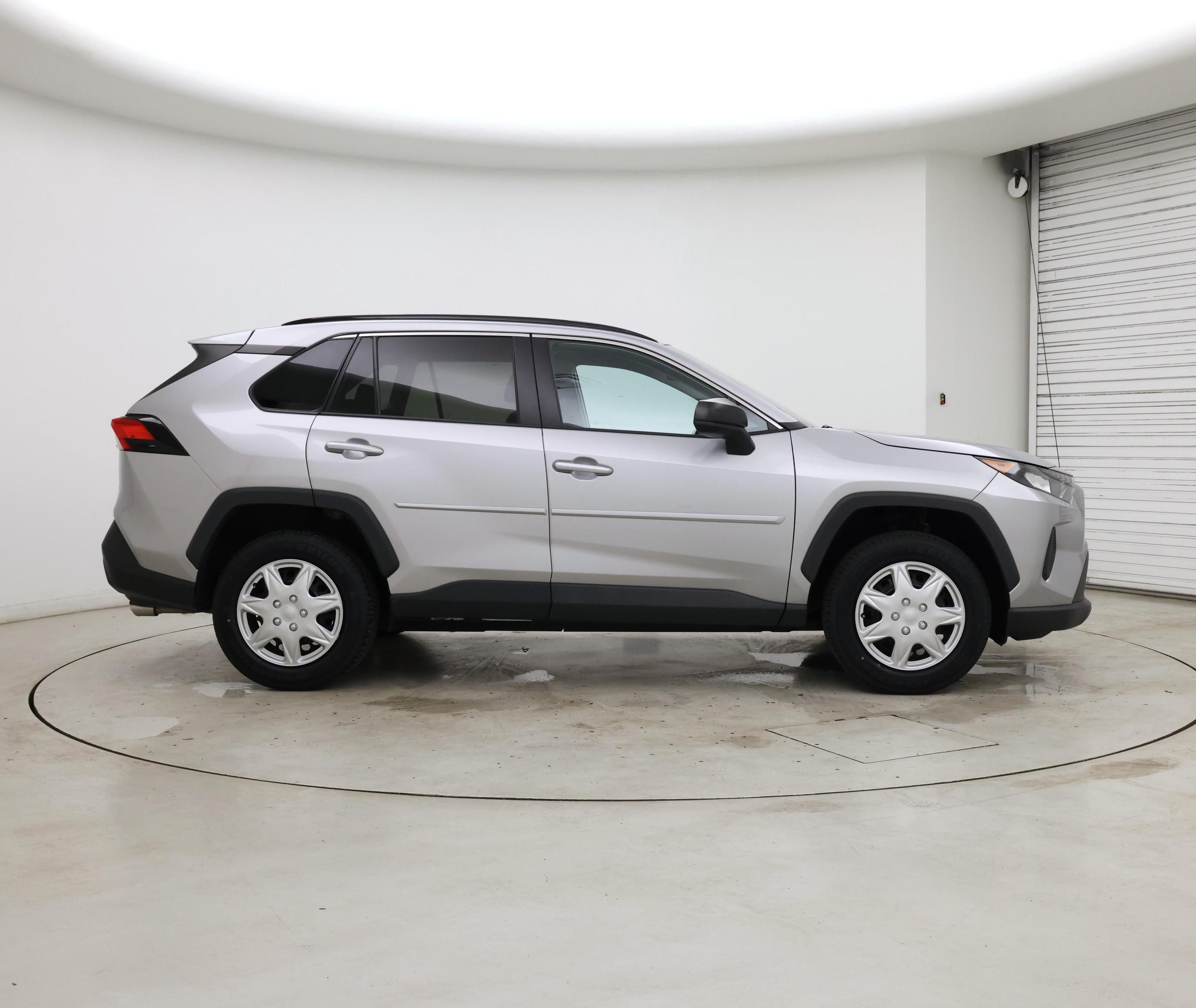 Thumbnail: 2021 Toyota RAV4 - 7