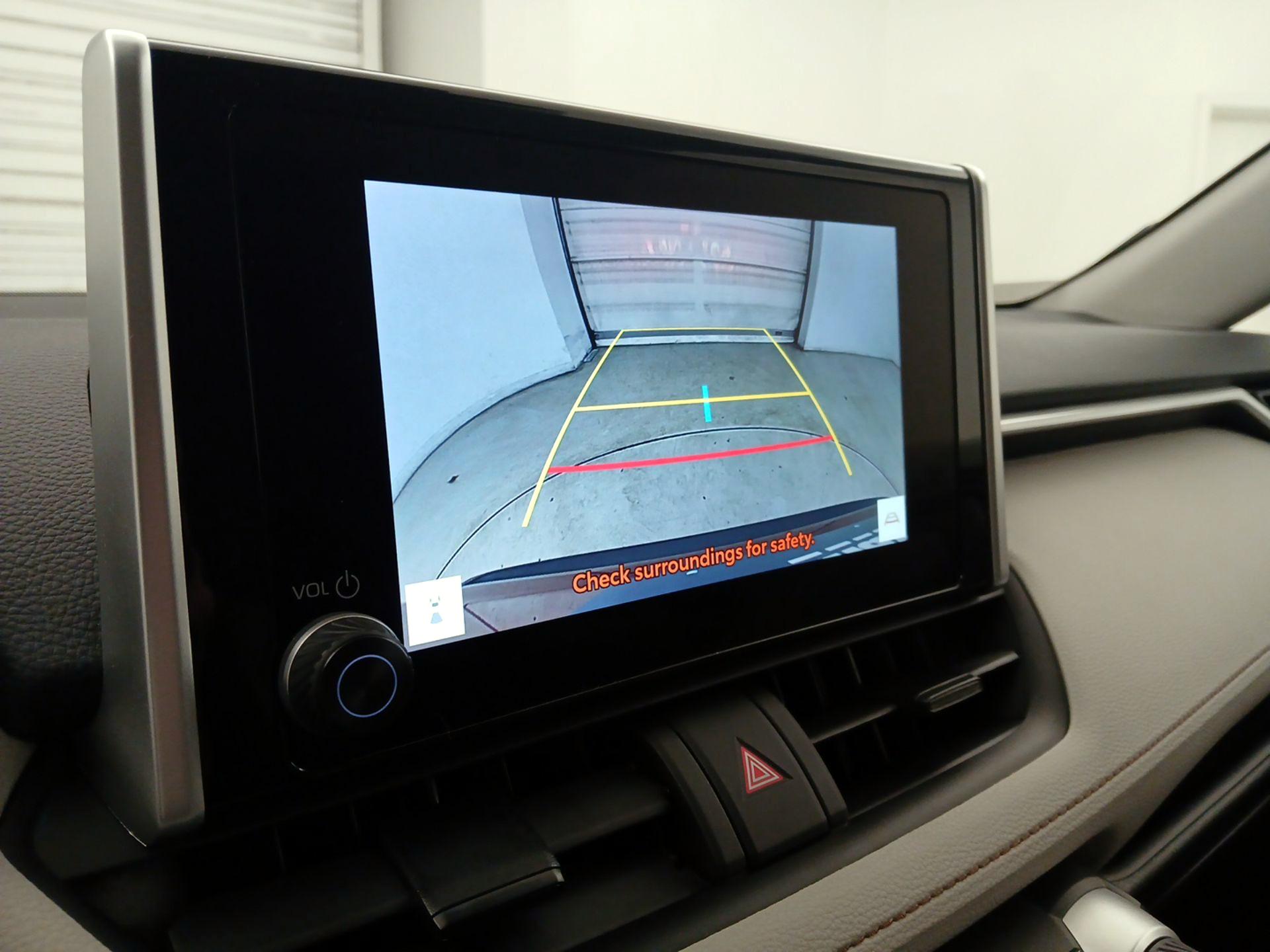 Thumbnail: 2025 Toyota RAV4 - 14