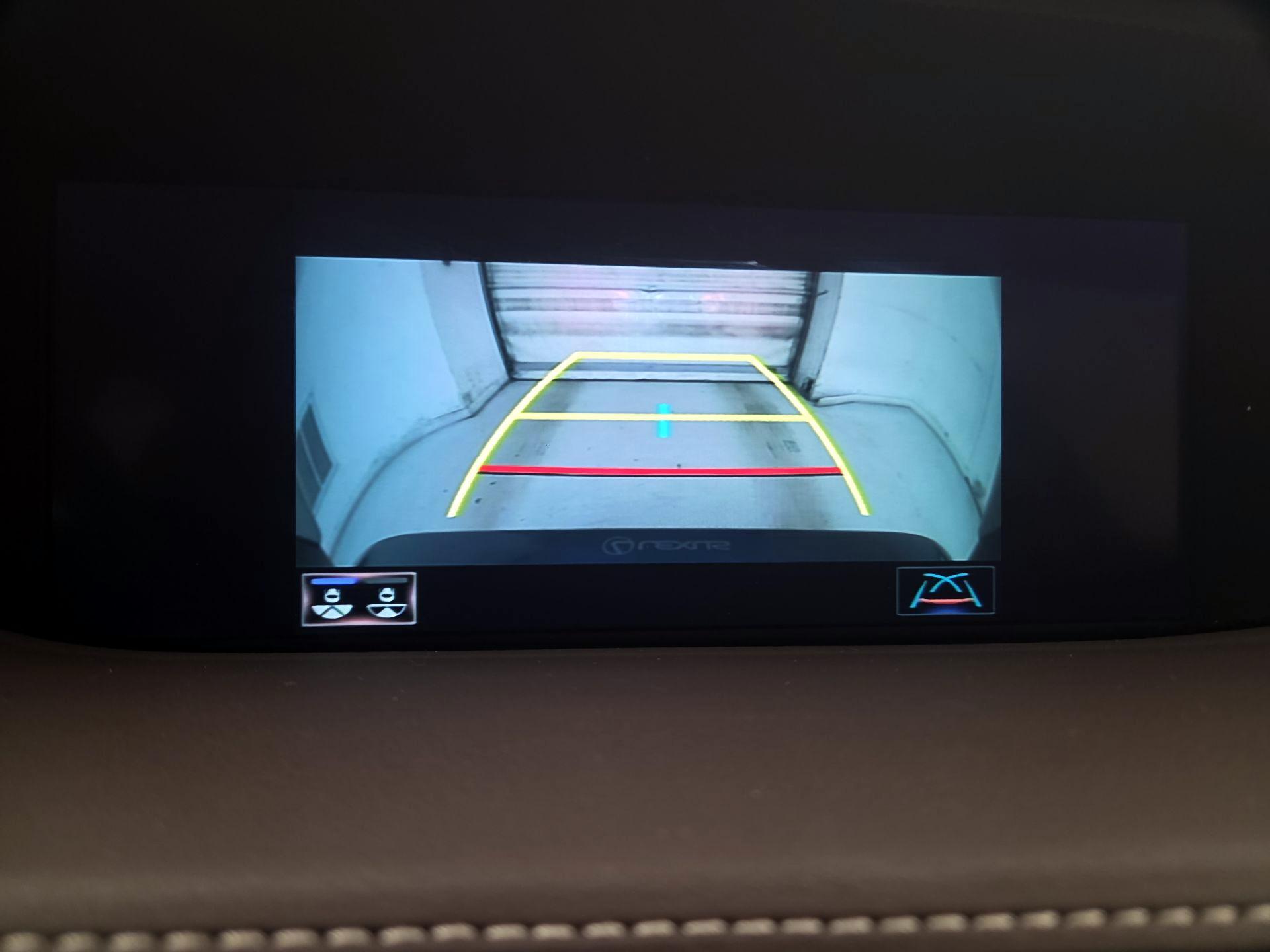 Thumbnail: 2019 Lexus LS - 15