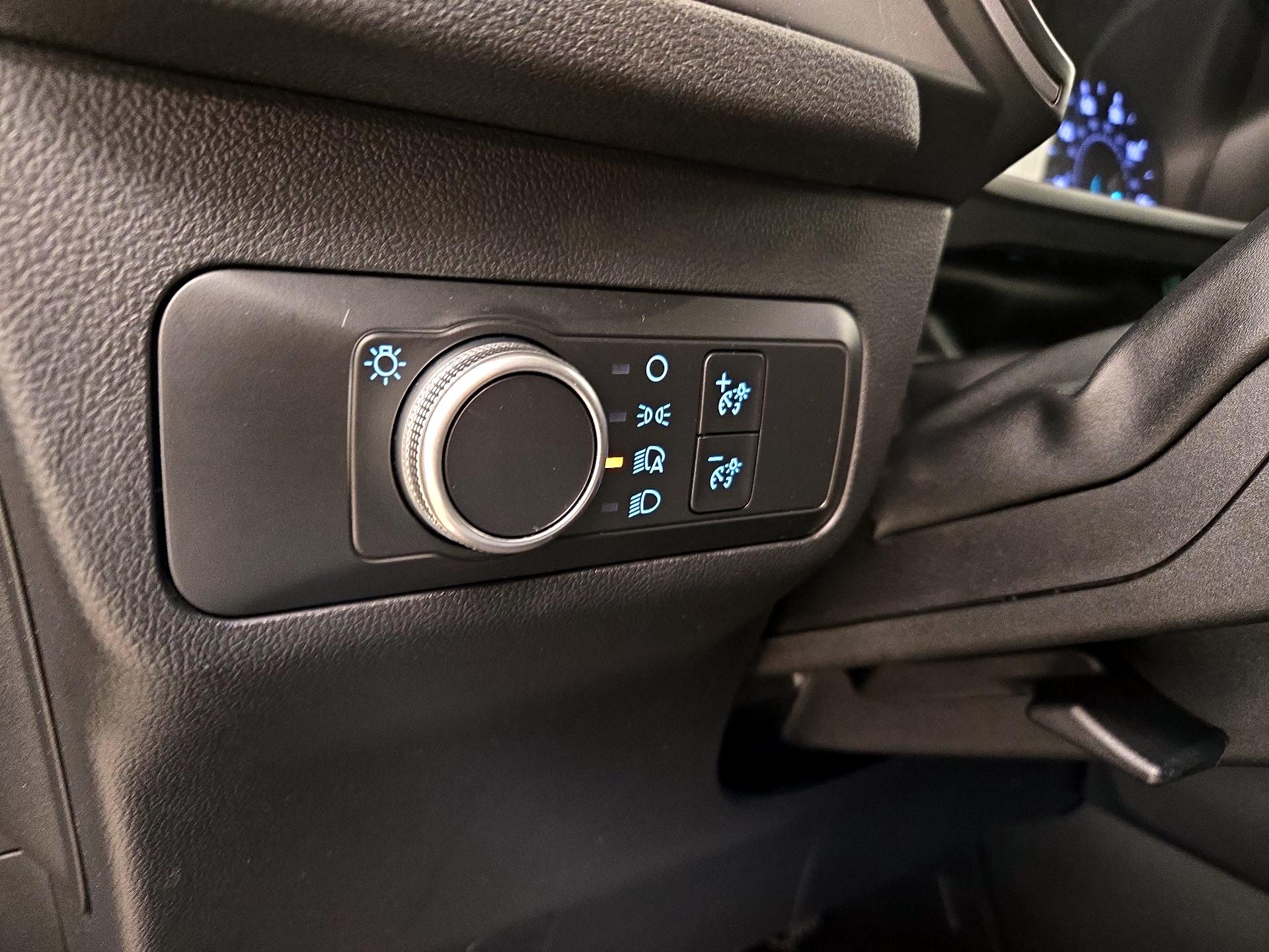 Thumbnail: 2020 Ford Escape - 13