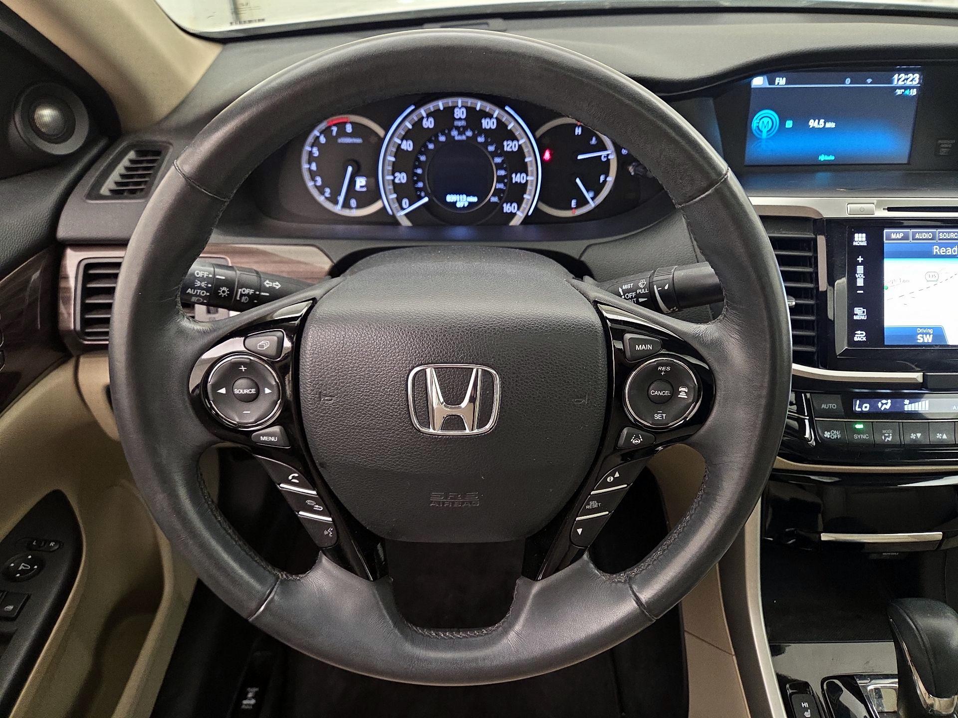 Thumbnail: 2017 Honda Accord - 10