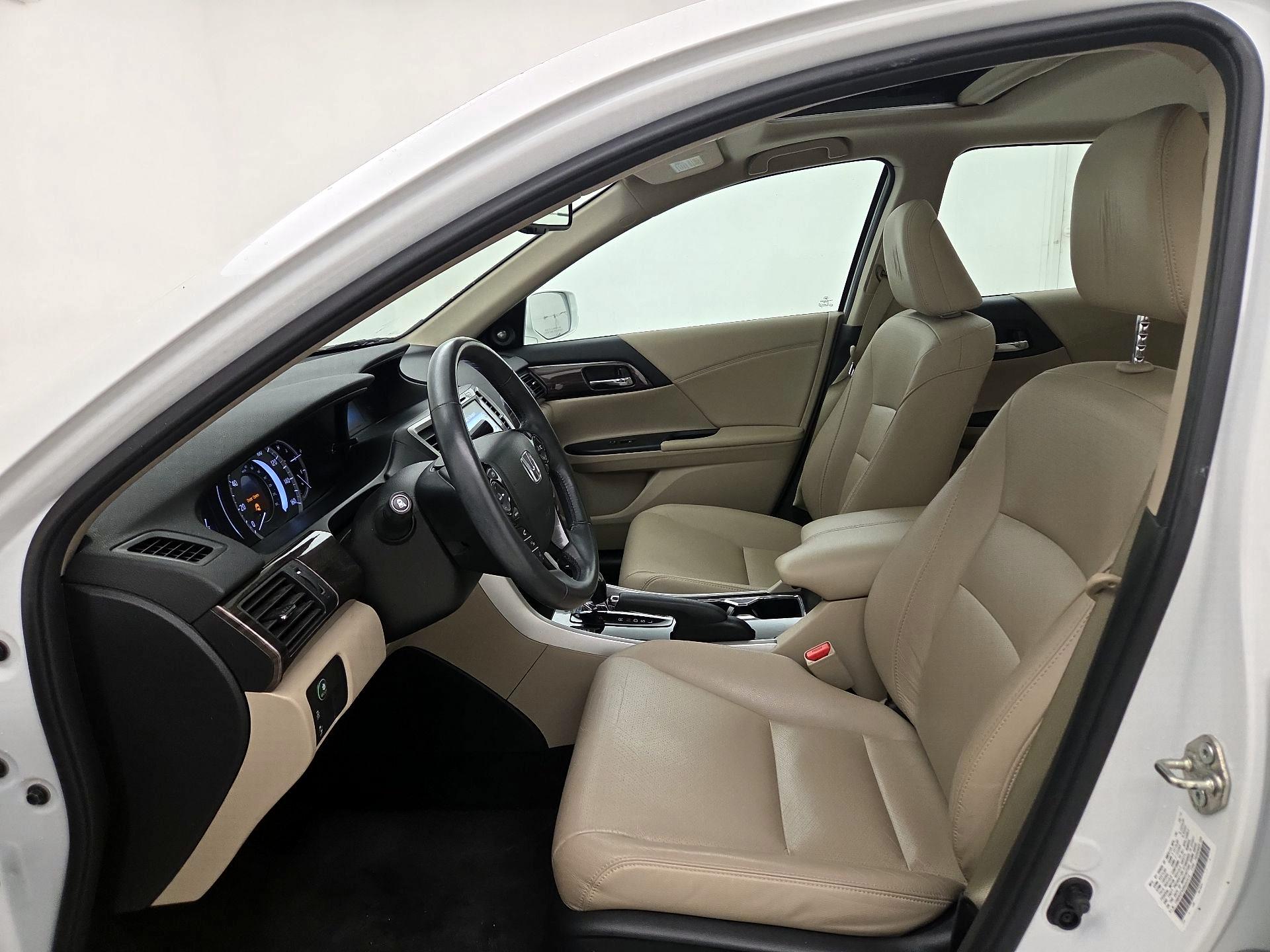 Thumbnail: 2017 Honda Accord - 11