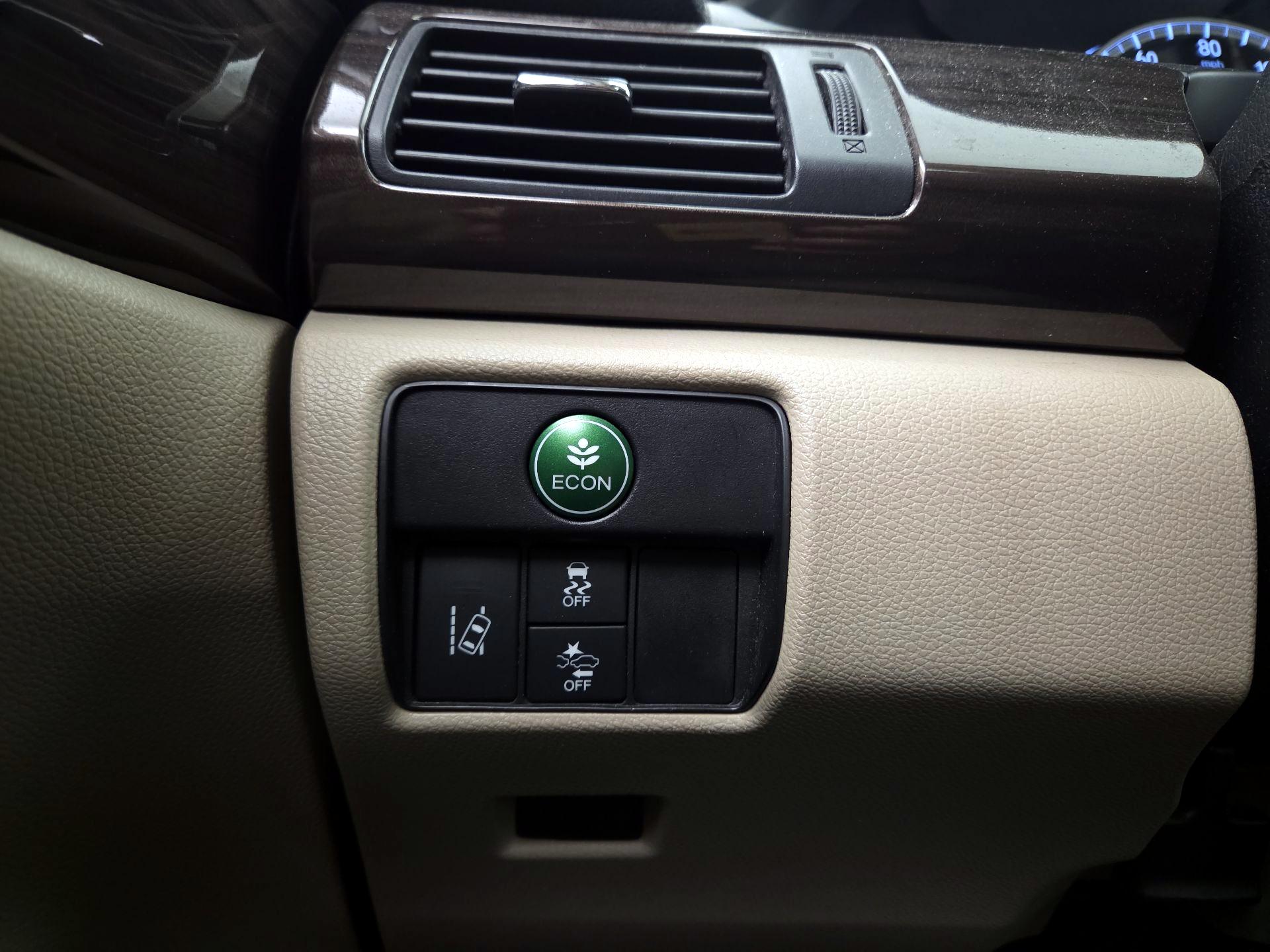 Thumbnail: 2017 Honda Accord - 13