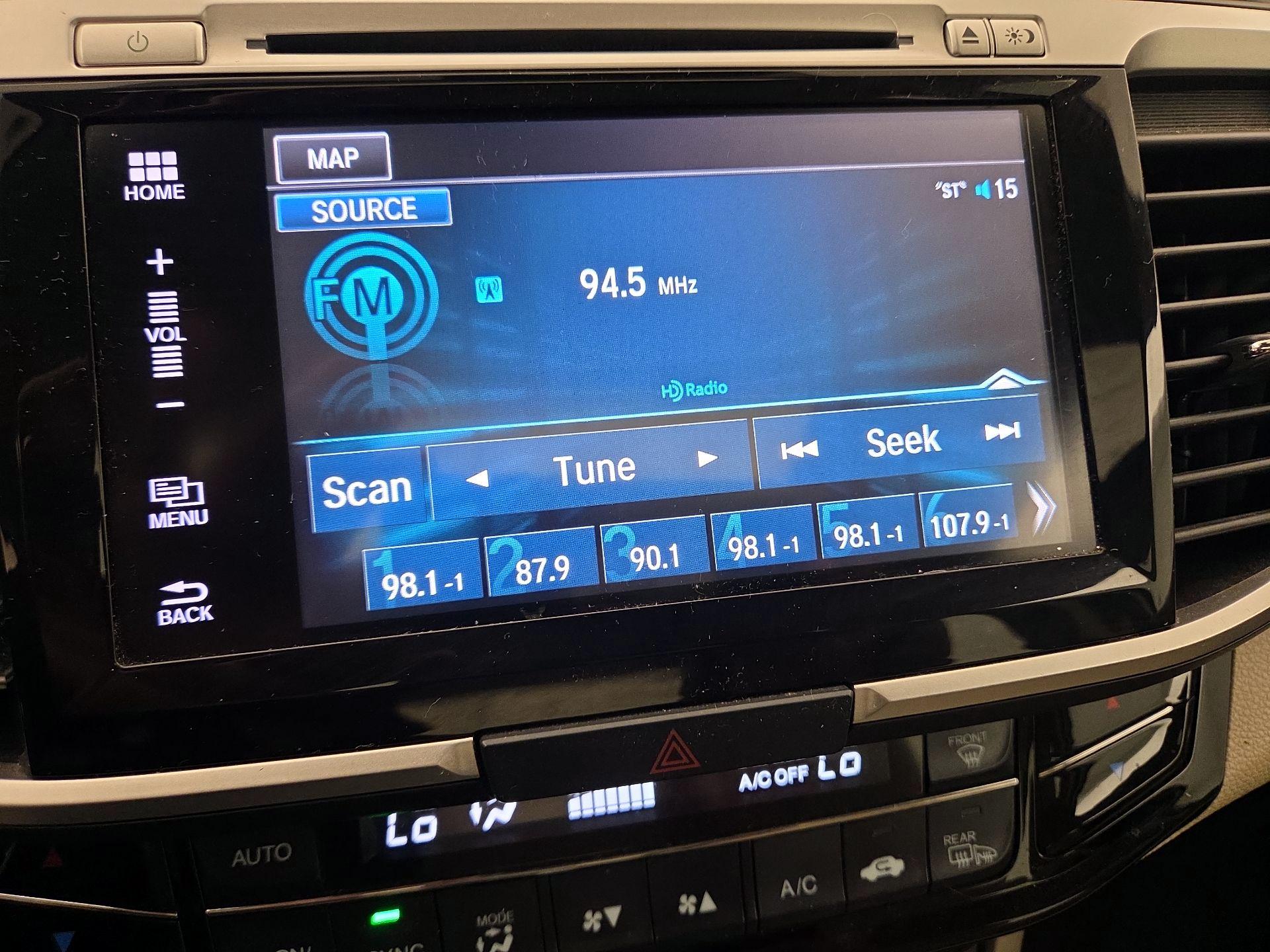 Thumbnail: 2017 Honda Accord - 16