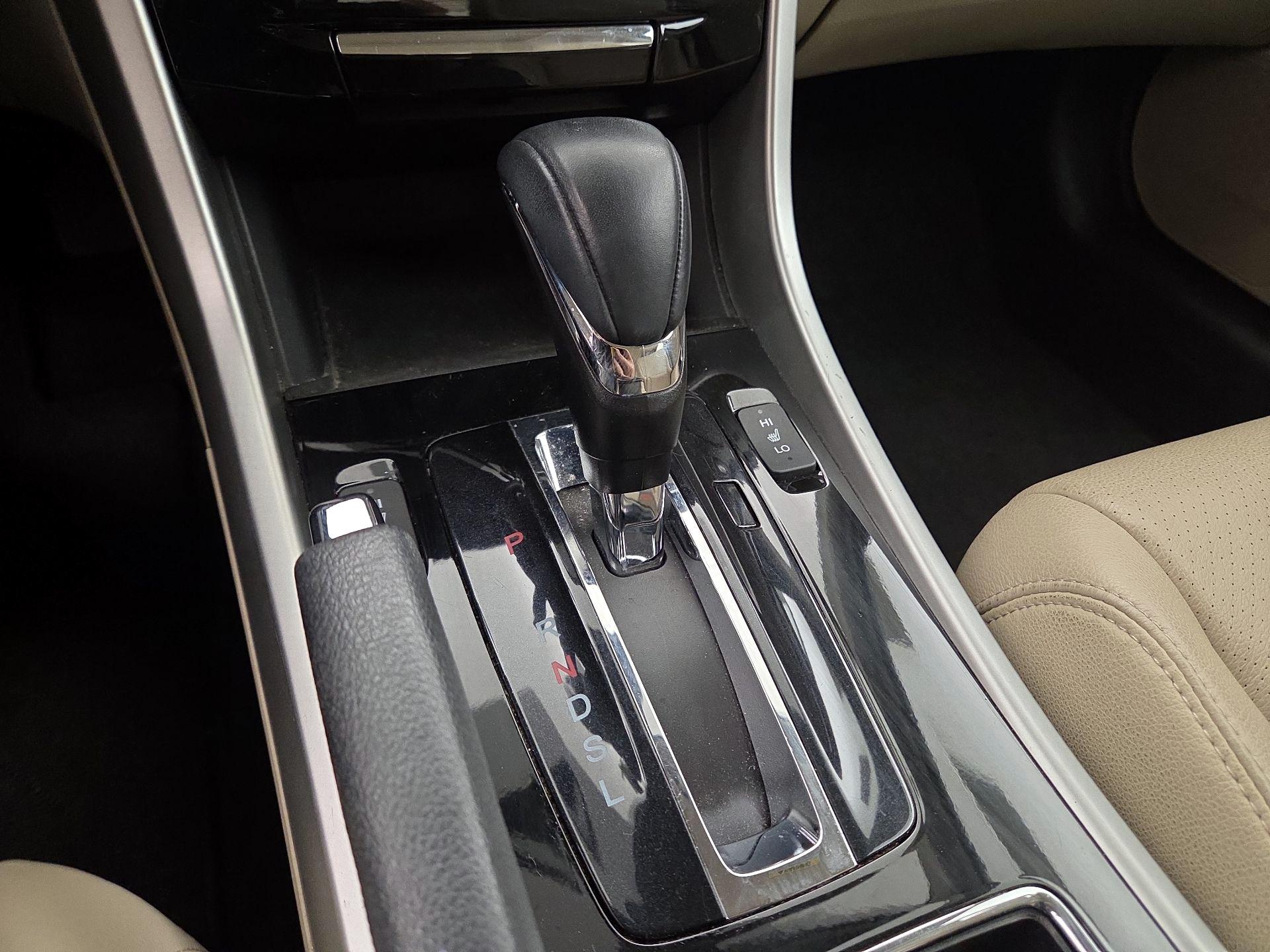 Thumbnail: 2017 Honda Accord - 18