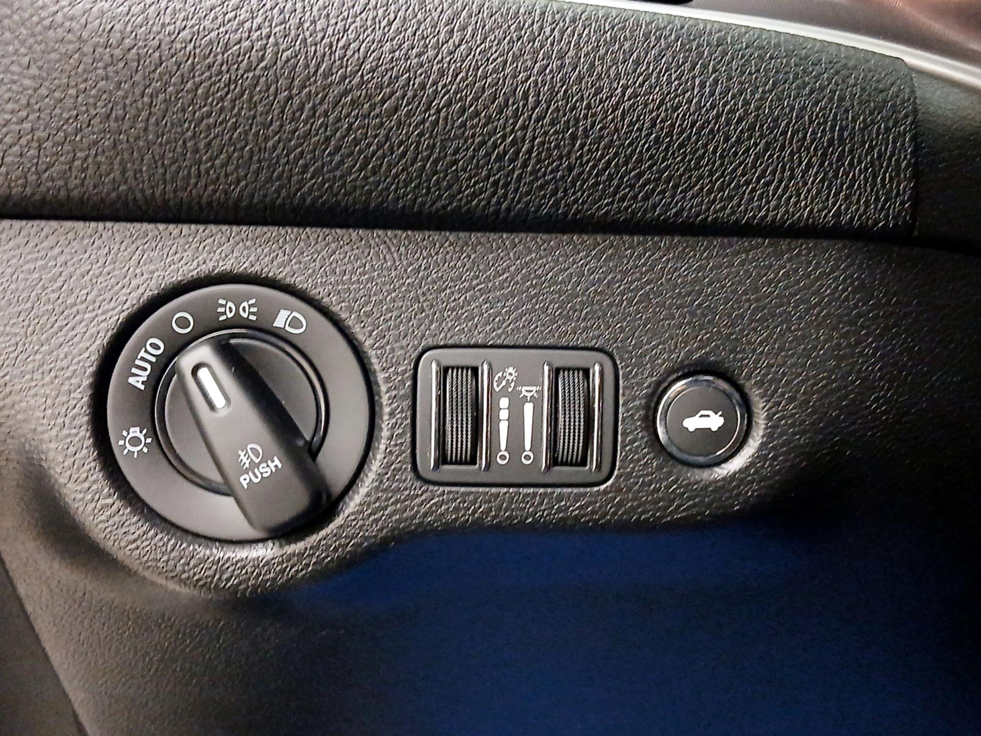 Thumbnail: 2022 Dodge Challenger - 13