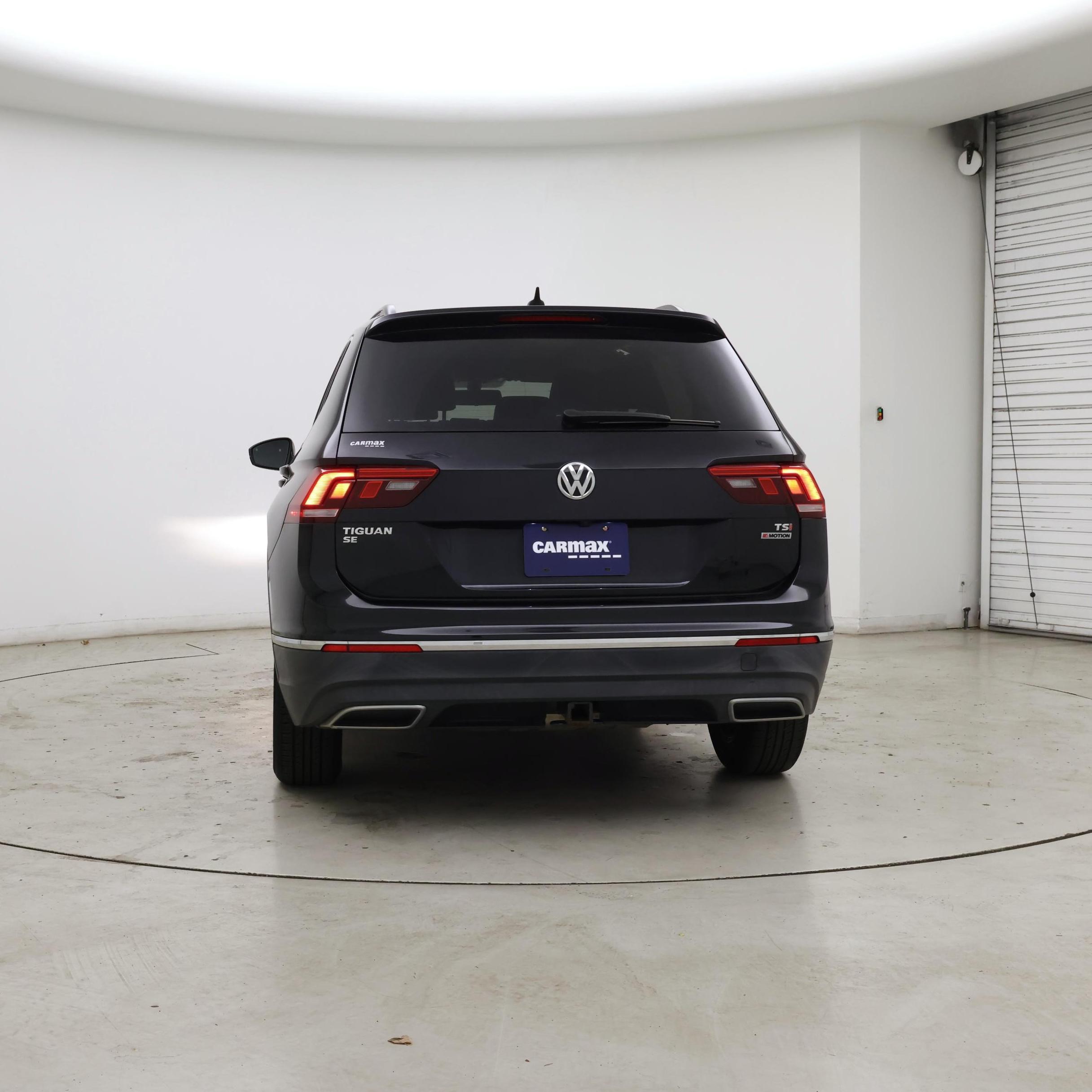 Thumbnail: 2018 Volkswagen Tiguan - 6