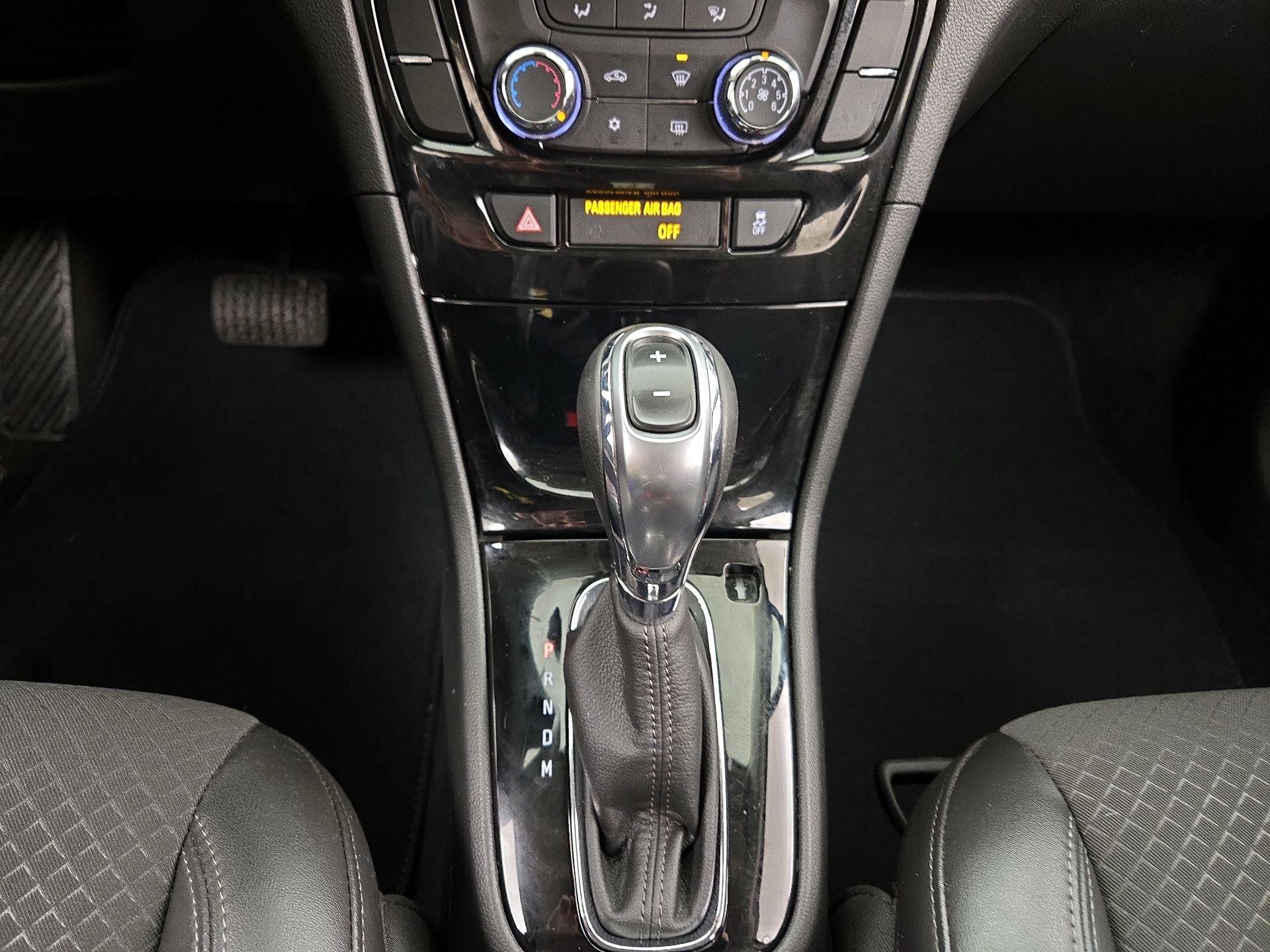 Thumbnail: 2021 Buick Encore - 16