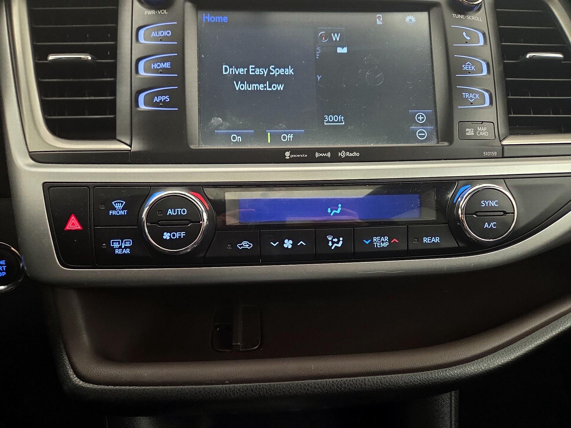 Thumbnail: 2016 Toyota Highlander - 16