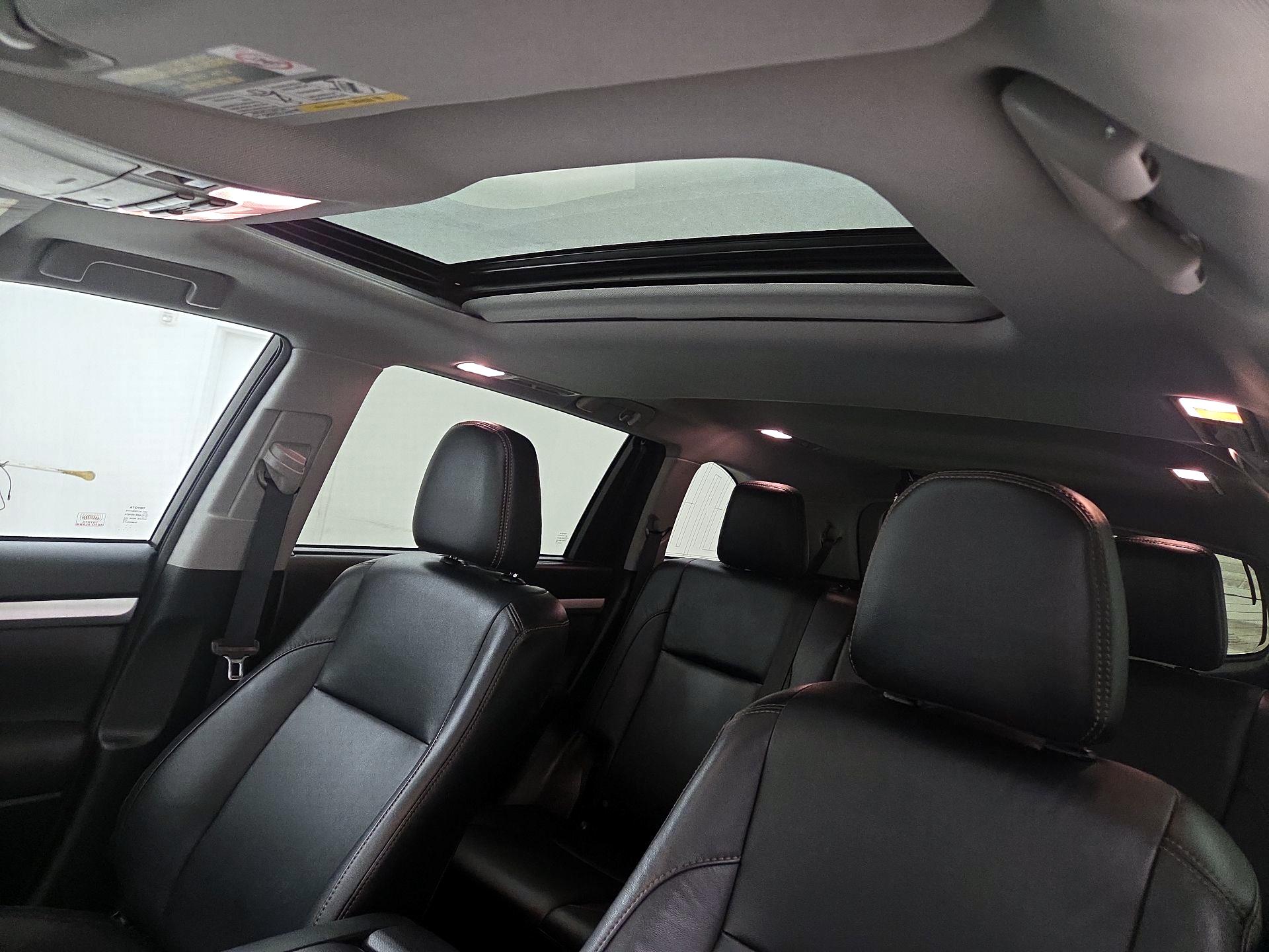 Thumbnail: 2016 Toyota Highlander - 19