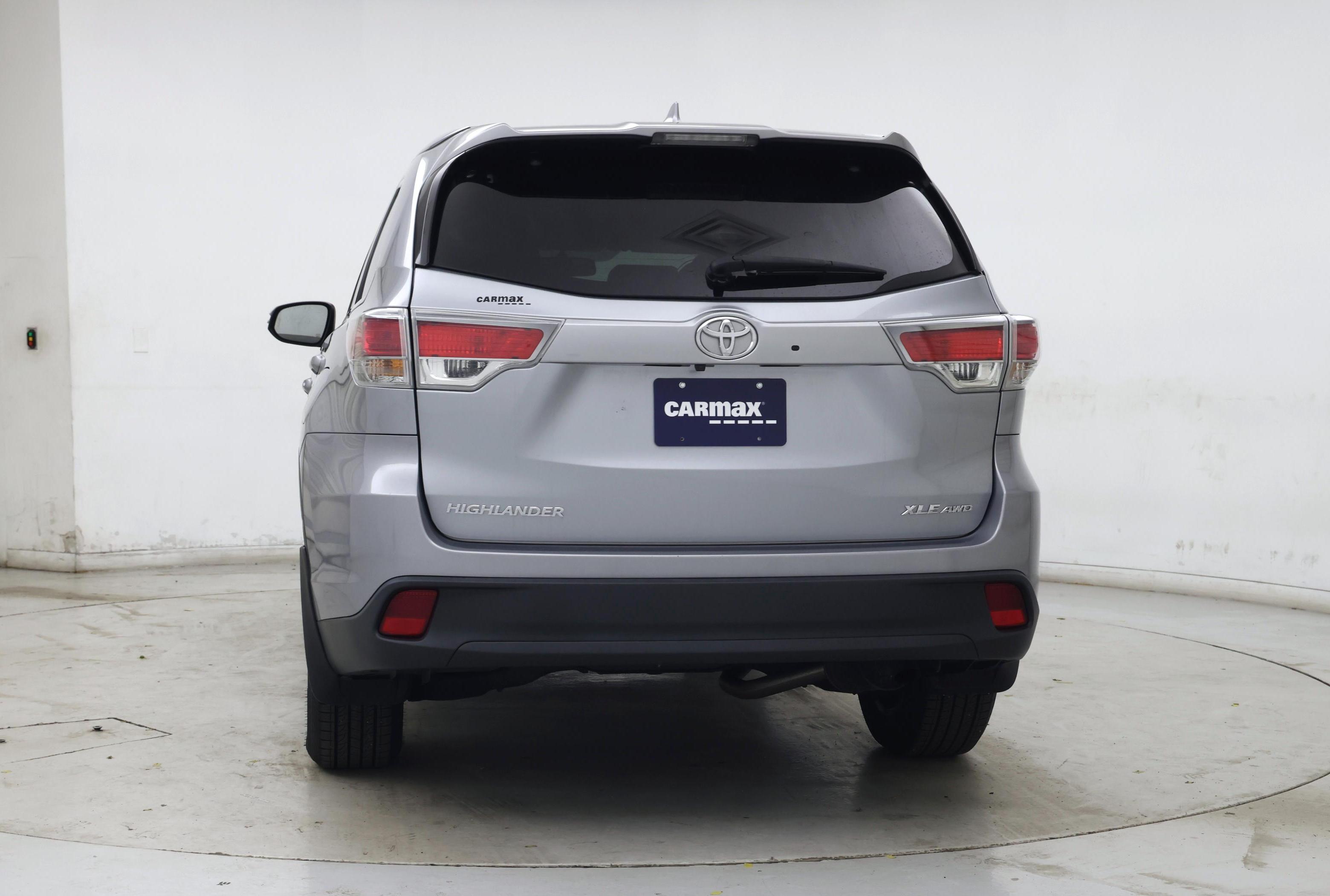 Thumbnail: 2016 Toyota Highlander - 6