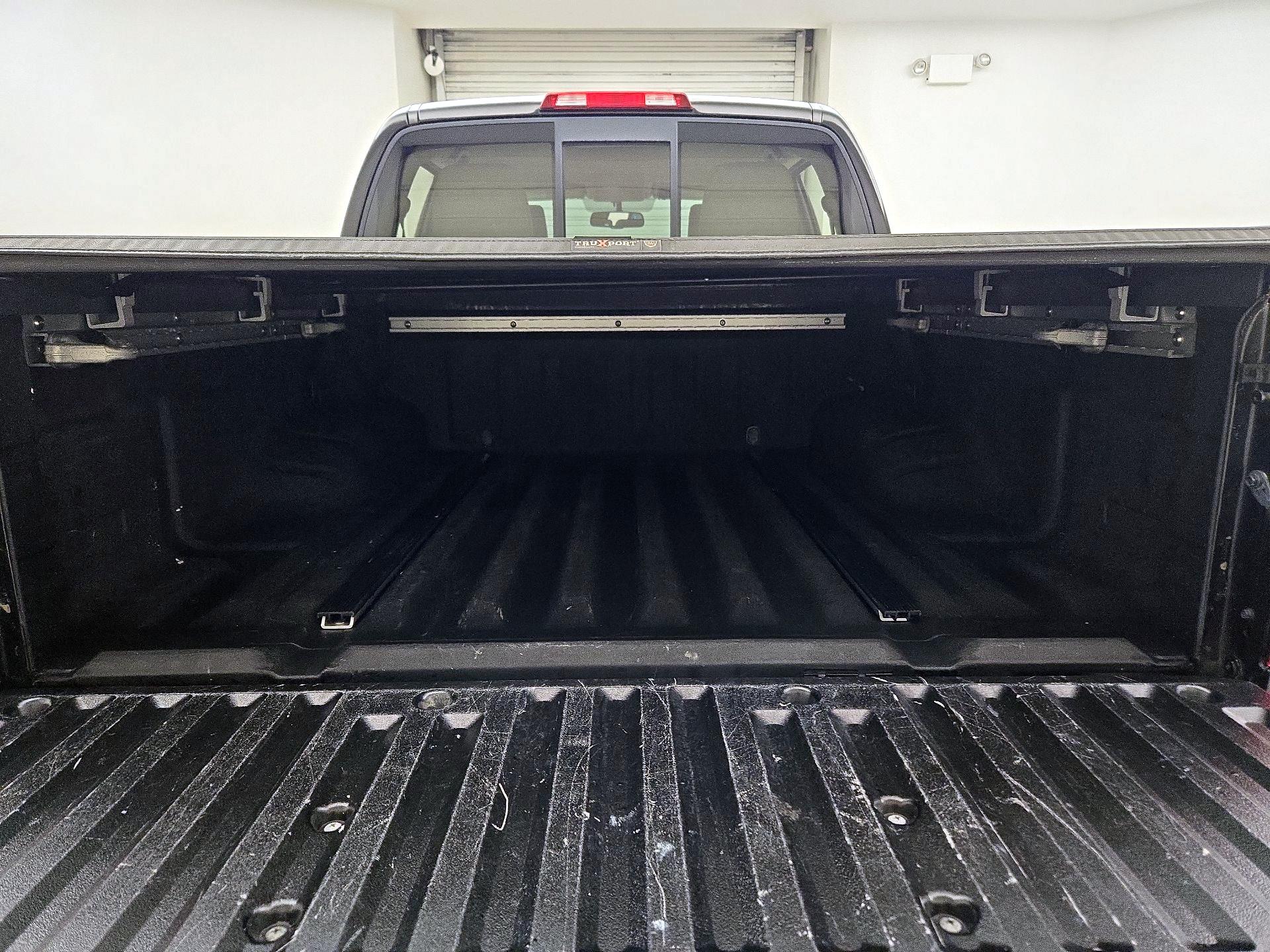 Thumbnail: 2017 Nissan Frontier - 18