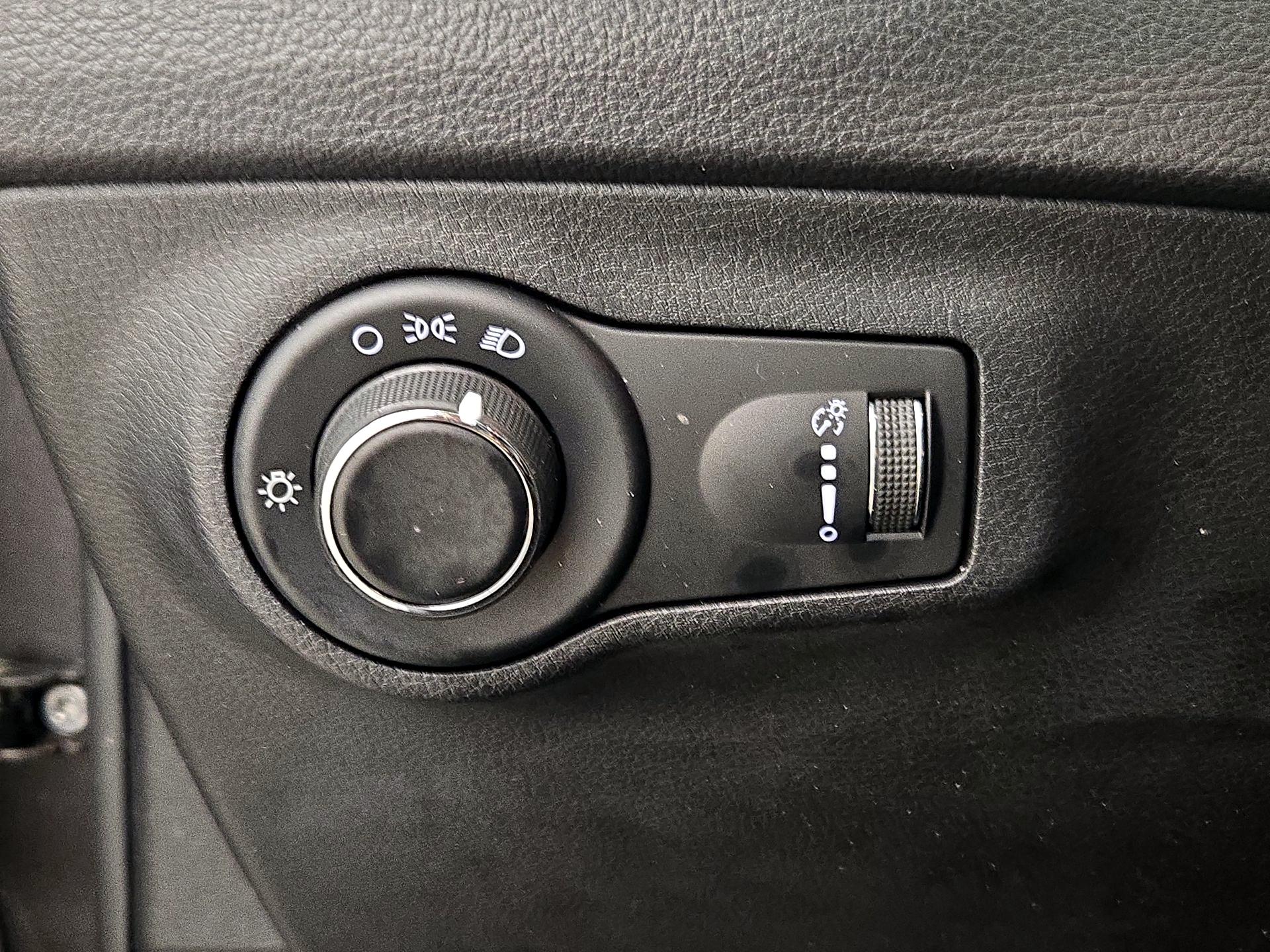 Thumbnail: 2019 Jeep Compass - 13