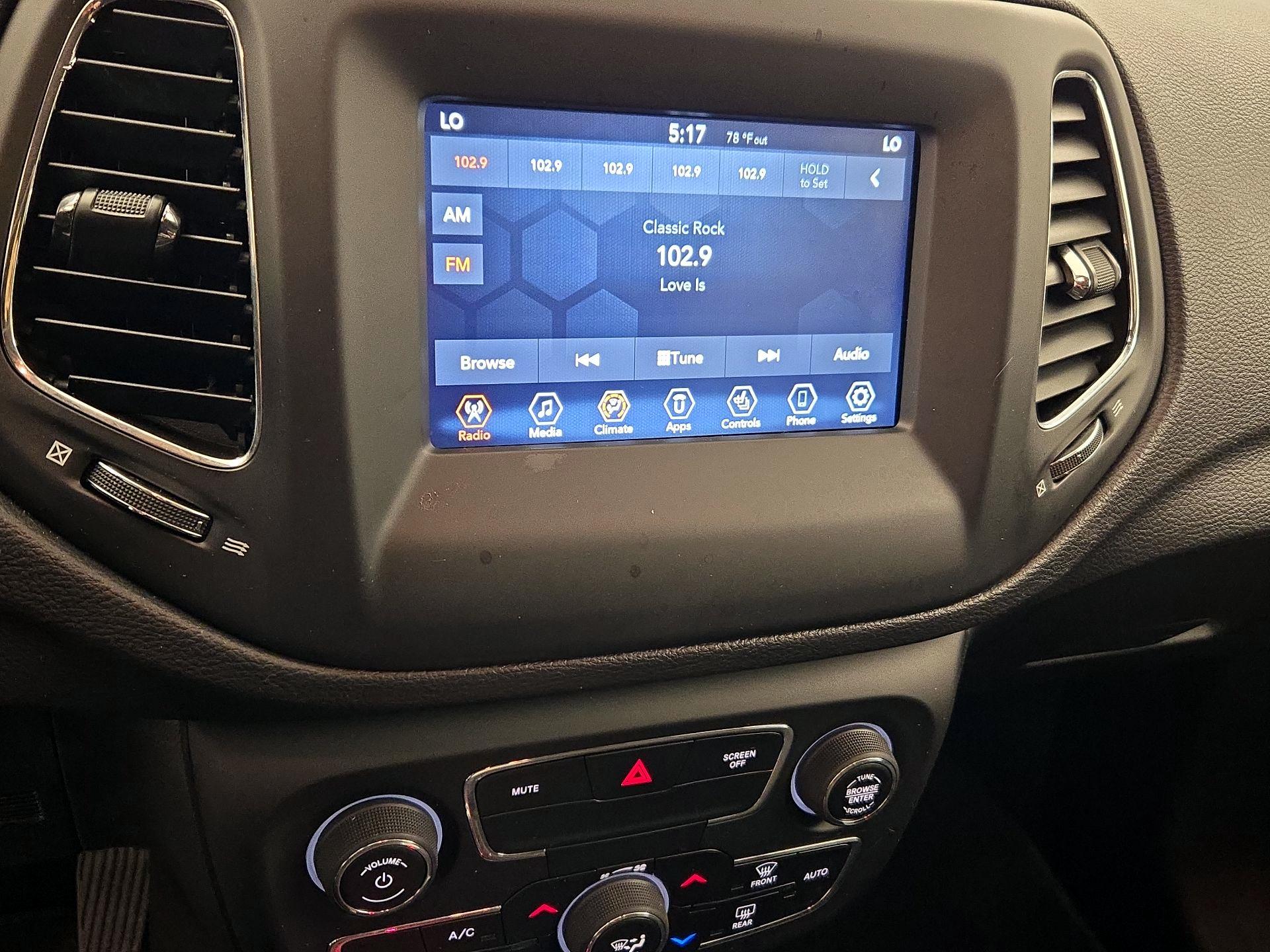 Thumbnail: 2019 Jeep Compass - 15