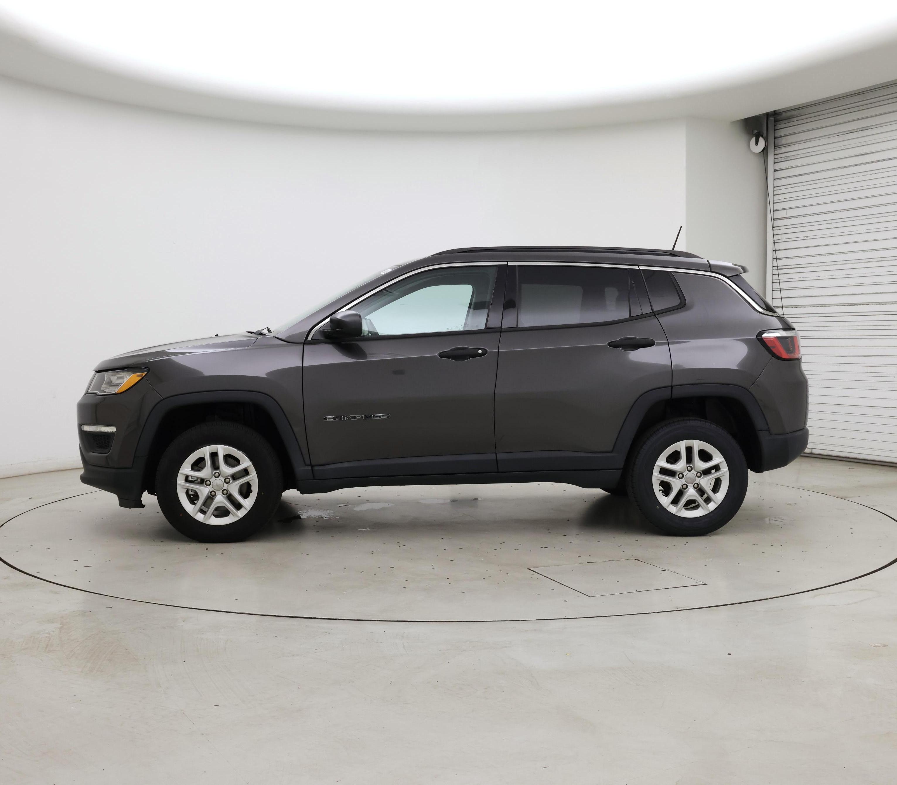 Thumbnail: 2019 Jeep Compass - 3