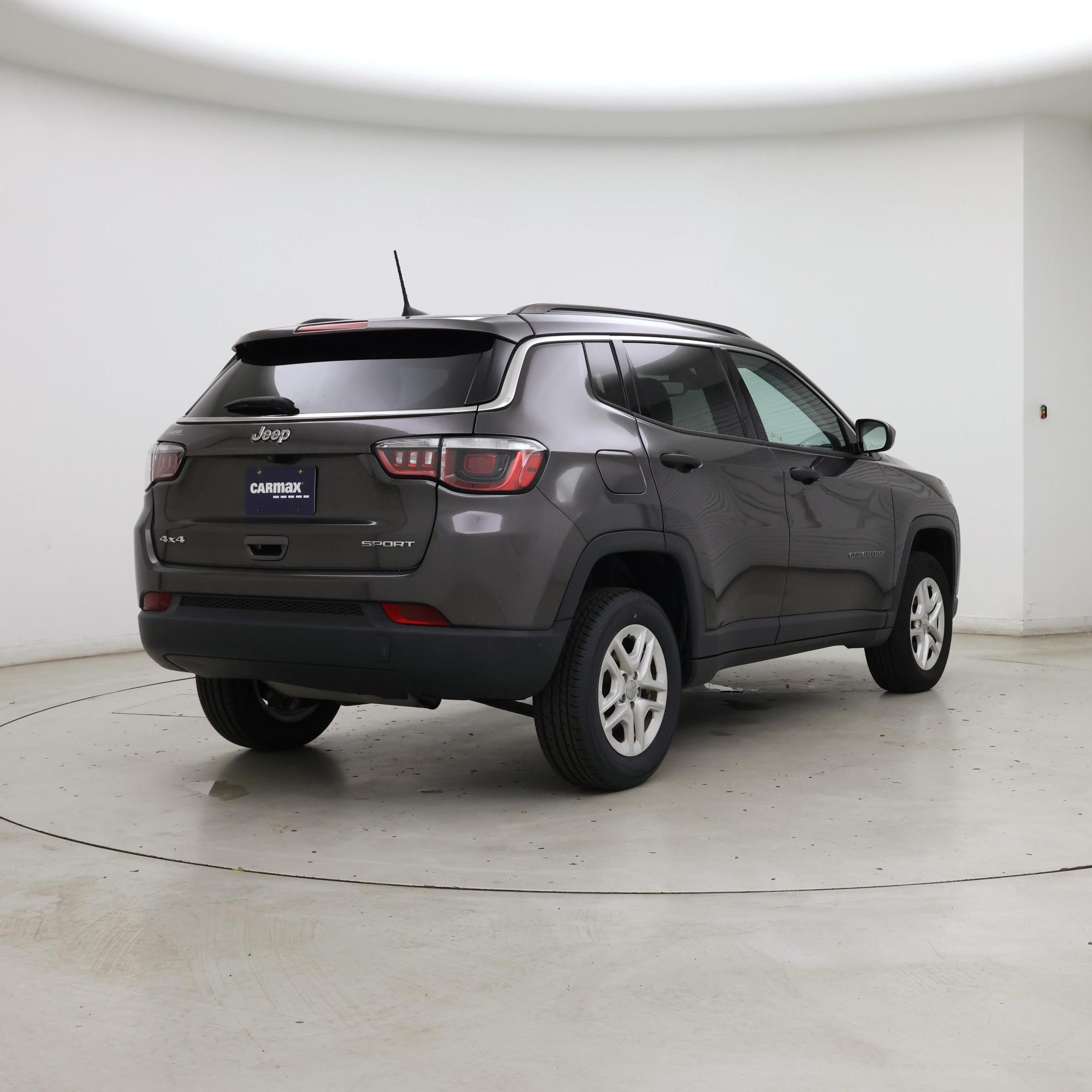 Thumbnail: 2019 Jeep Compass - 8