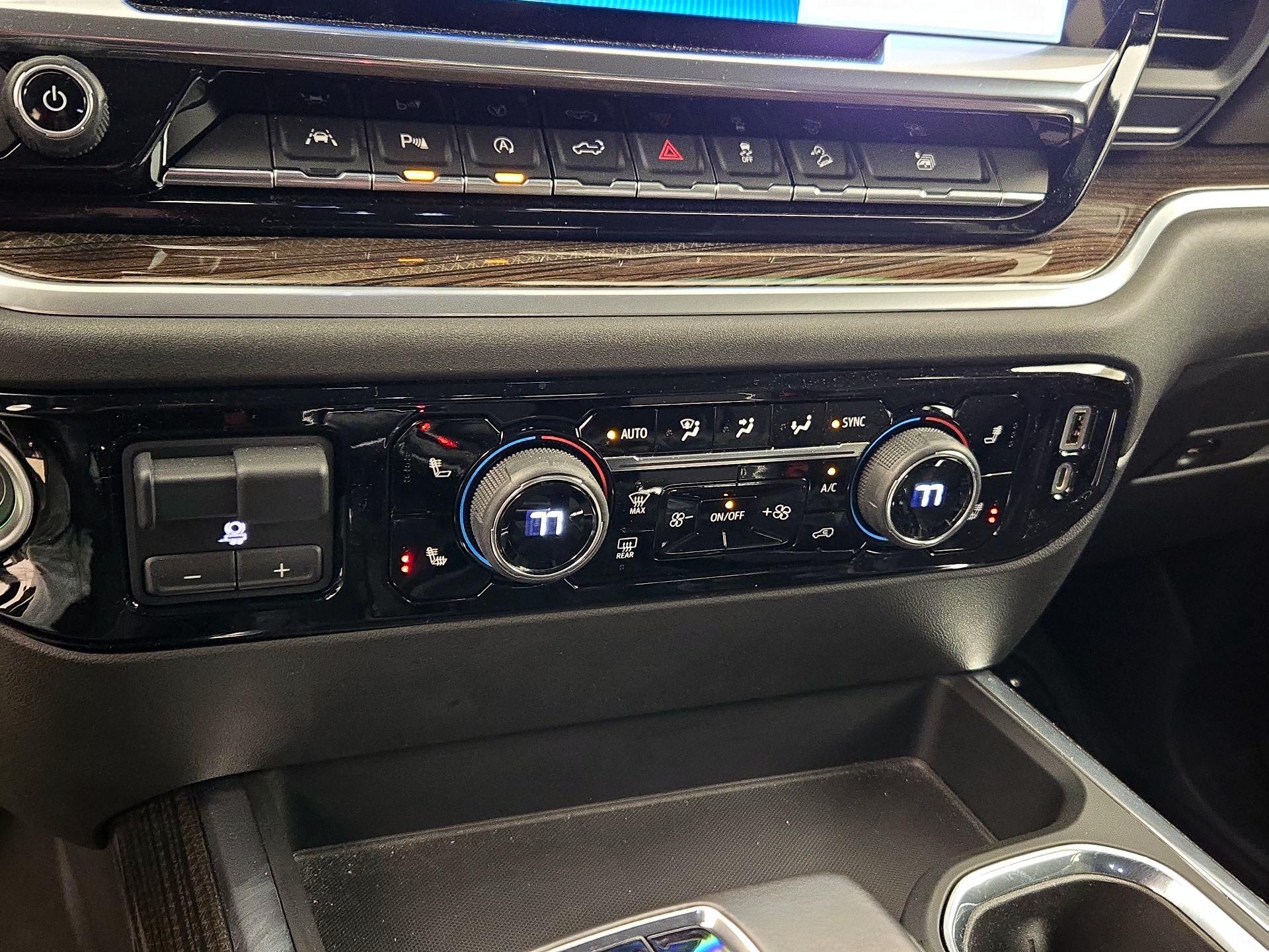 Thumbnail: 2022 Chevrolet Silverado 1500 - 16