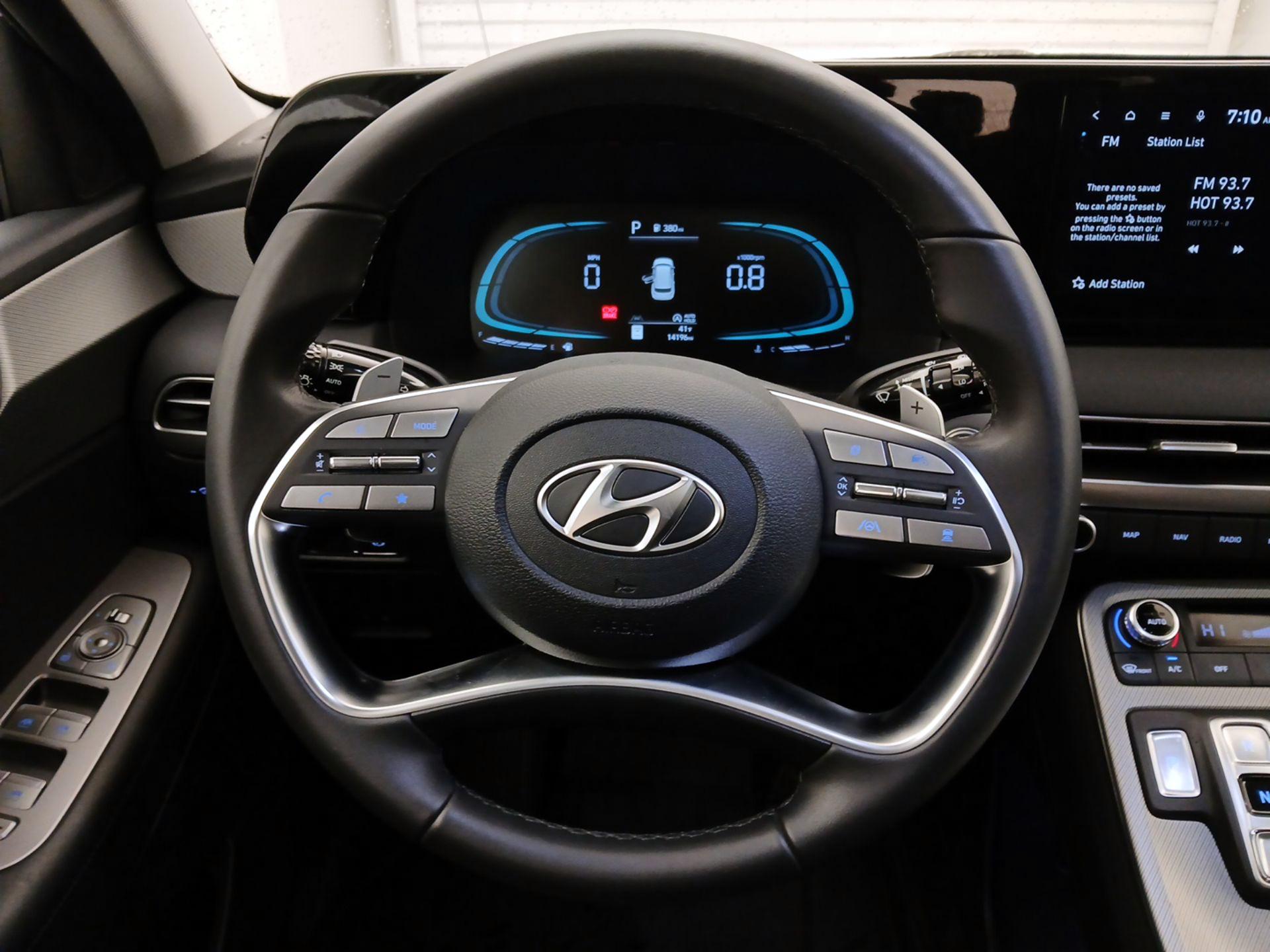 Thumbnail: 2025 Hyundai Palisade - 10