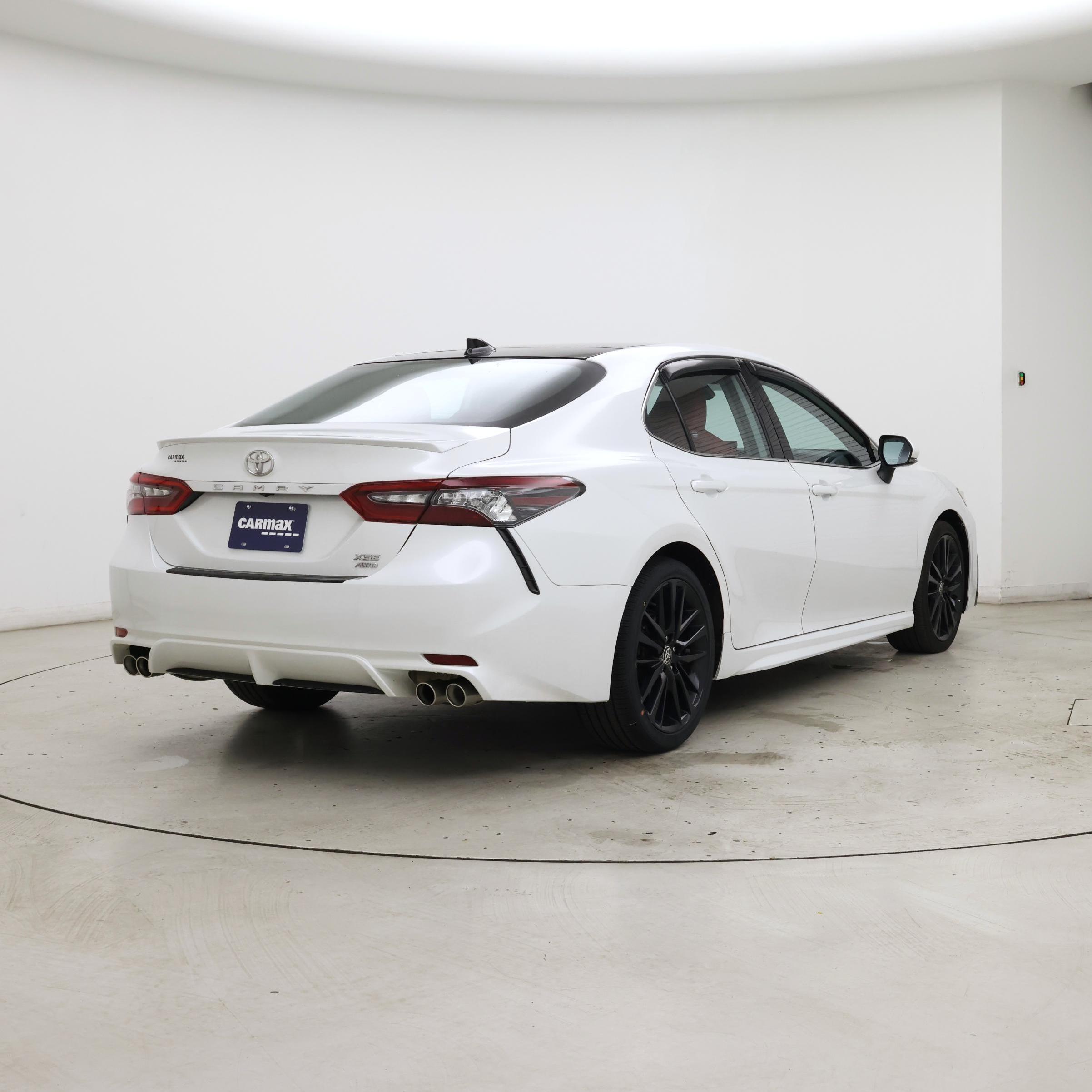 Thumbnail: 2022 Toyota Camry - 8