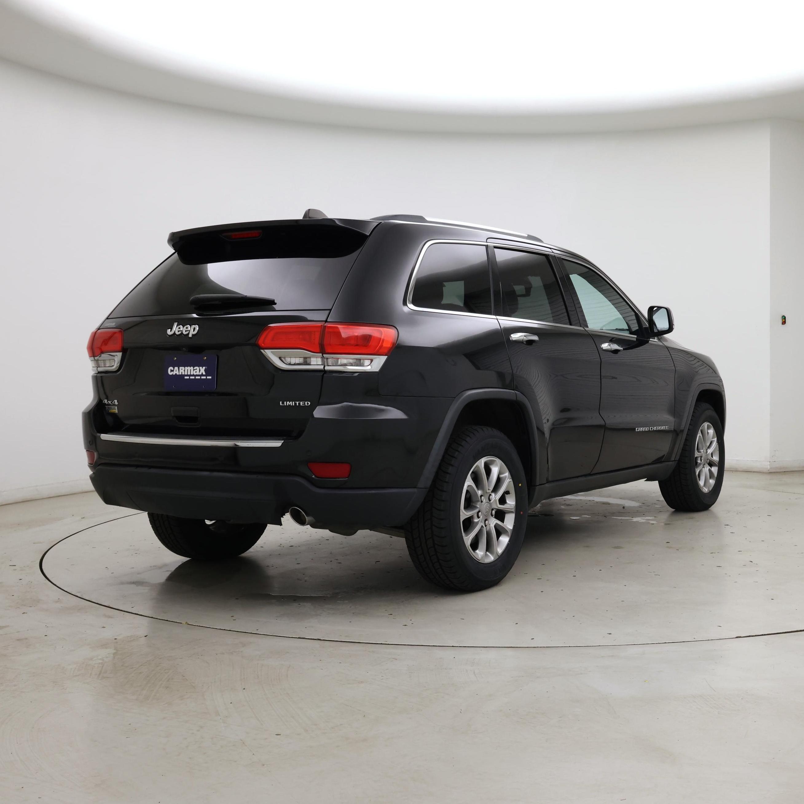 Thumbnail: 2015 Jeep Grand Cherokee - 8