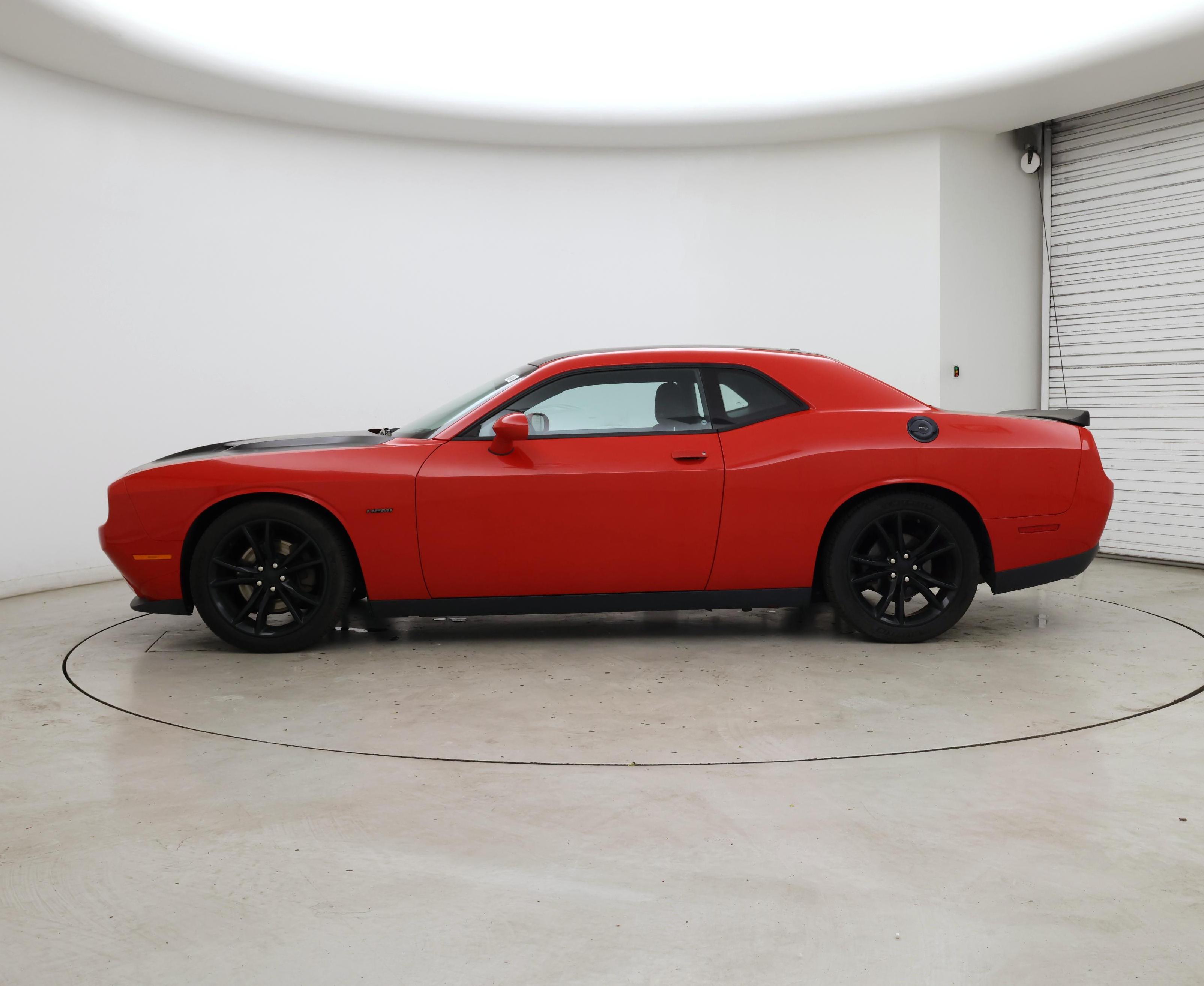 Thumbnail: 2016 Dodge Challenger - 3