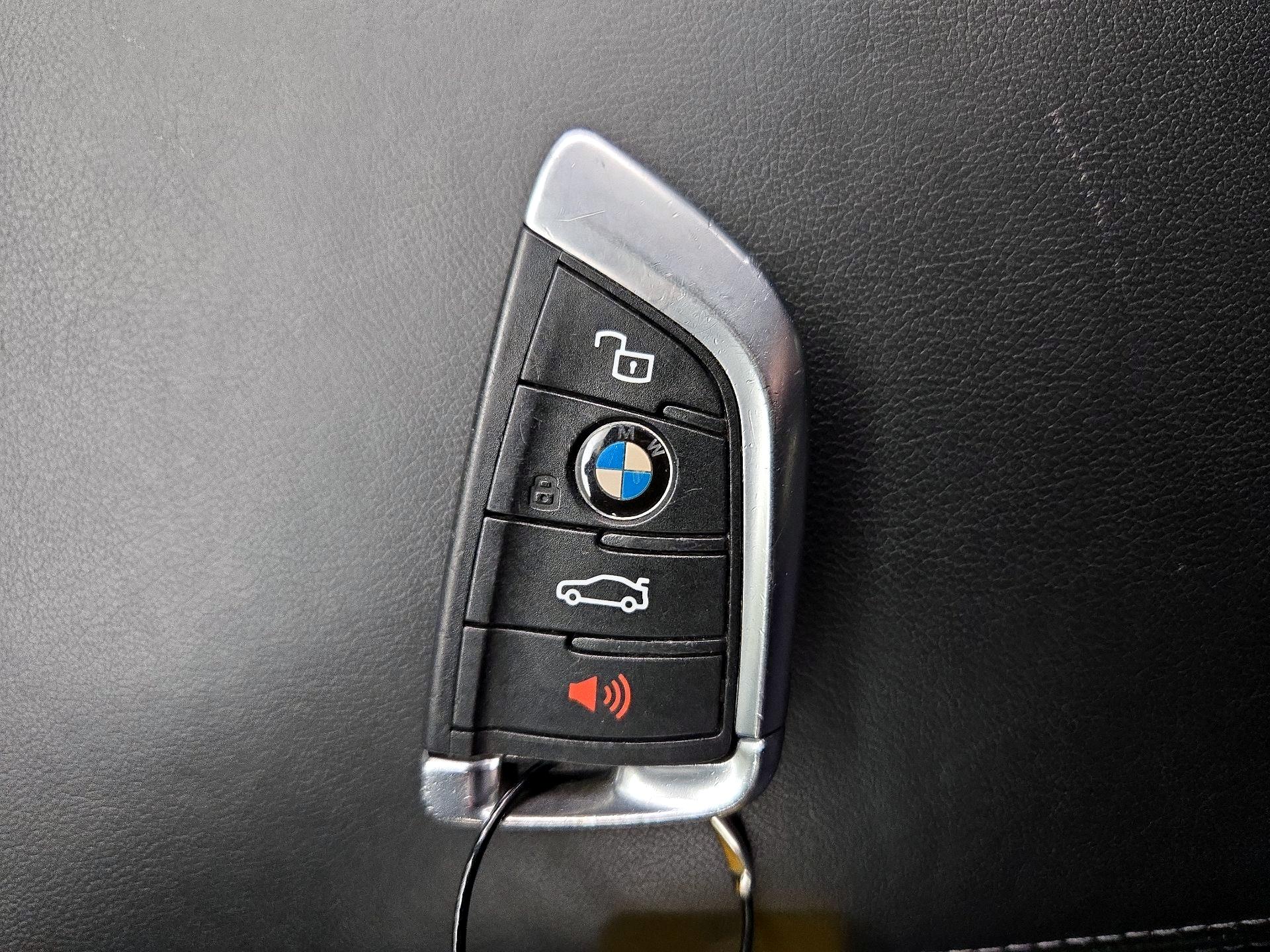 Thumbnail: 2022 BMW M3 - 20