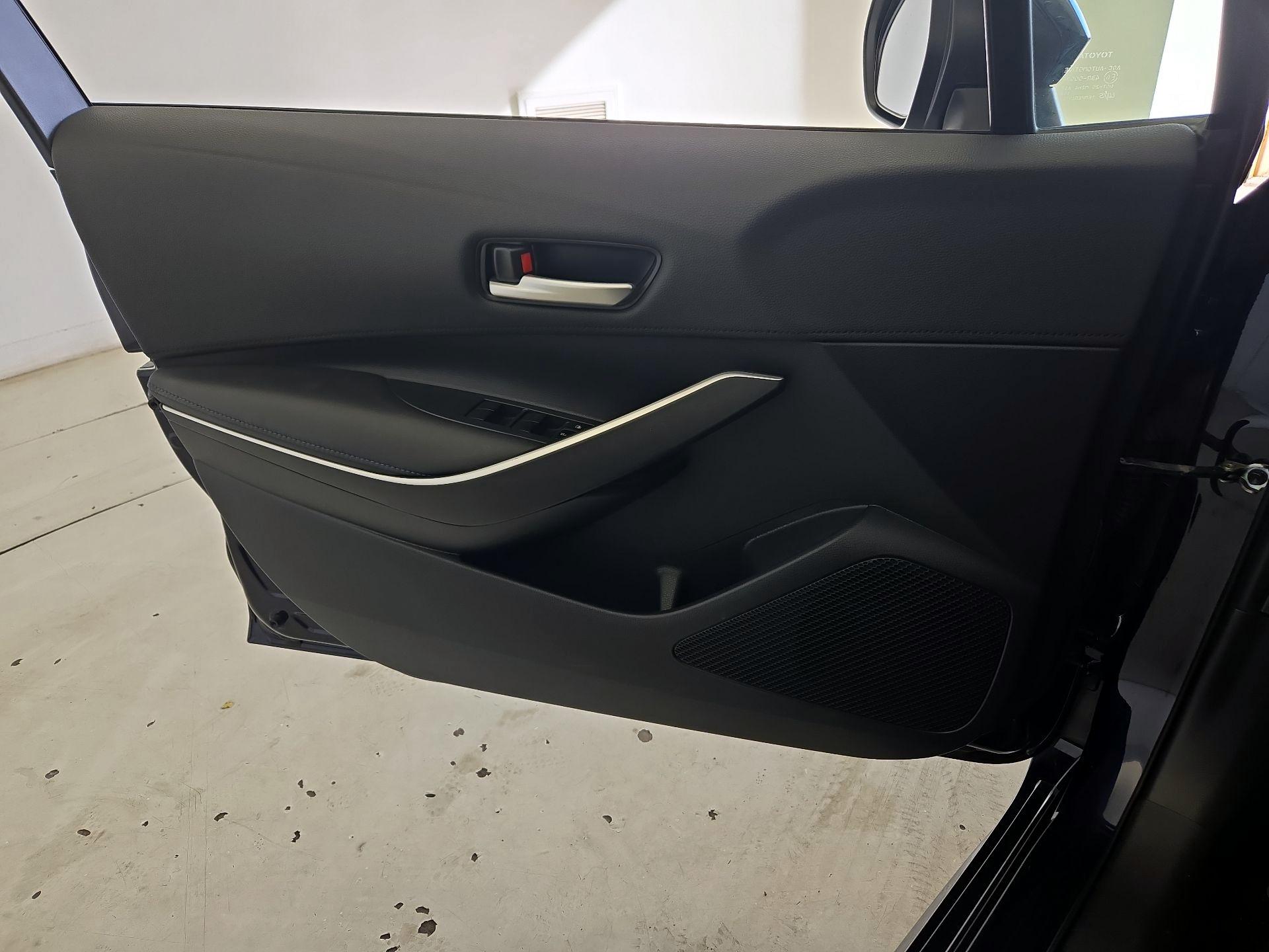 Thumbnail: 2020 Toyota Corolla - 12