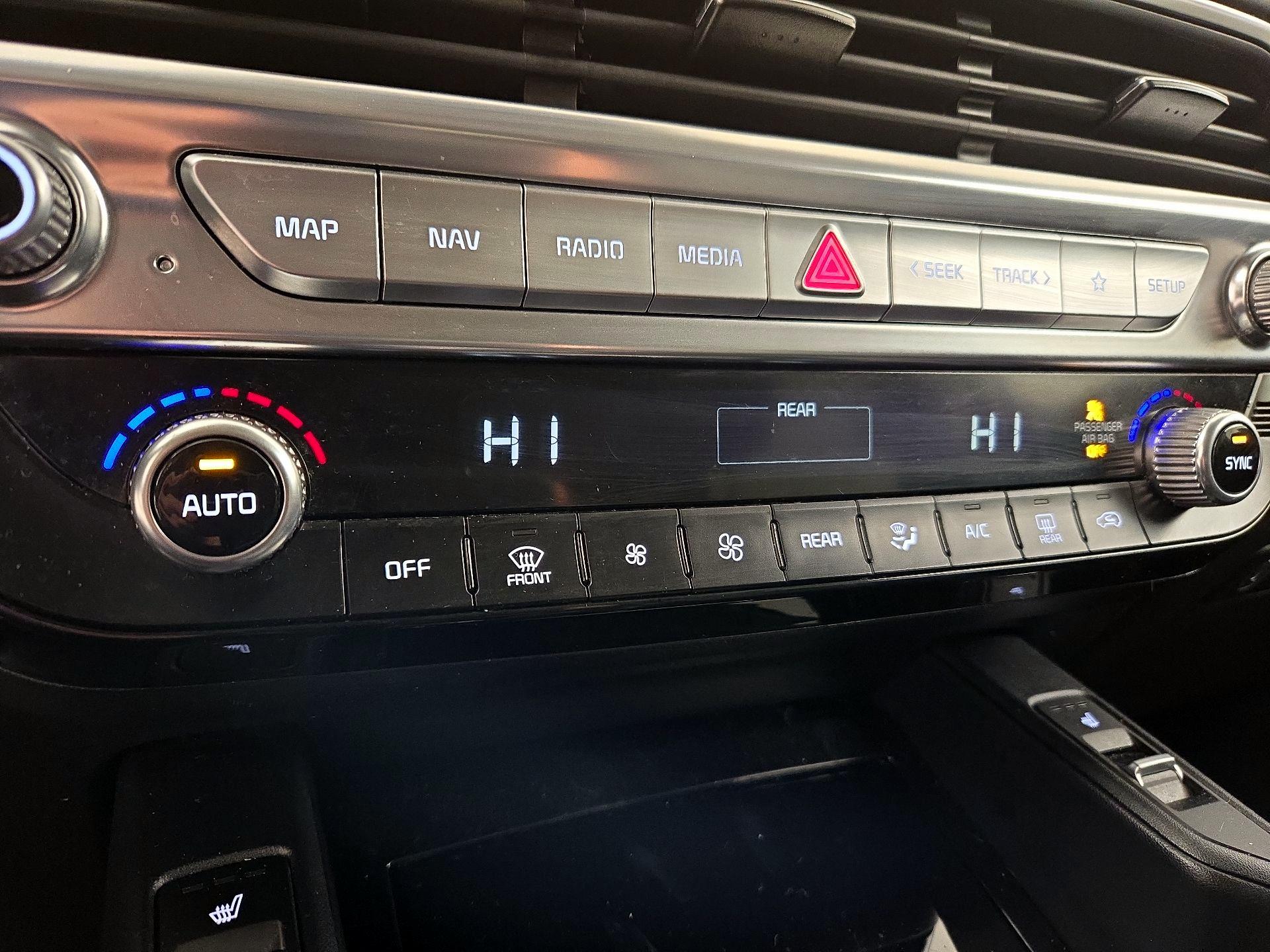 Thumbnail: 2022 Kia Telluride - 16