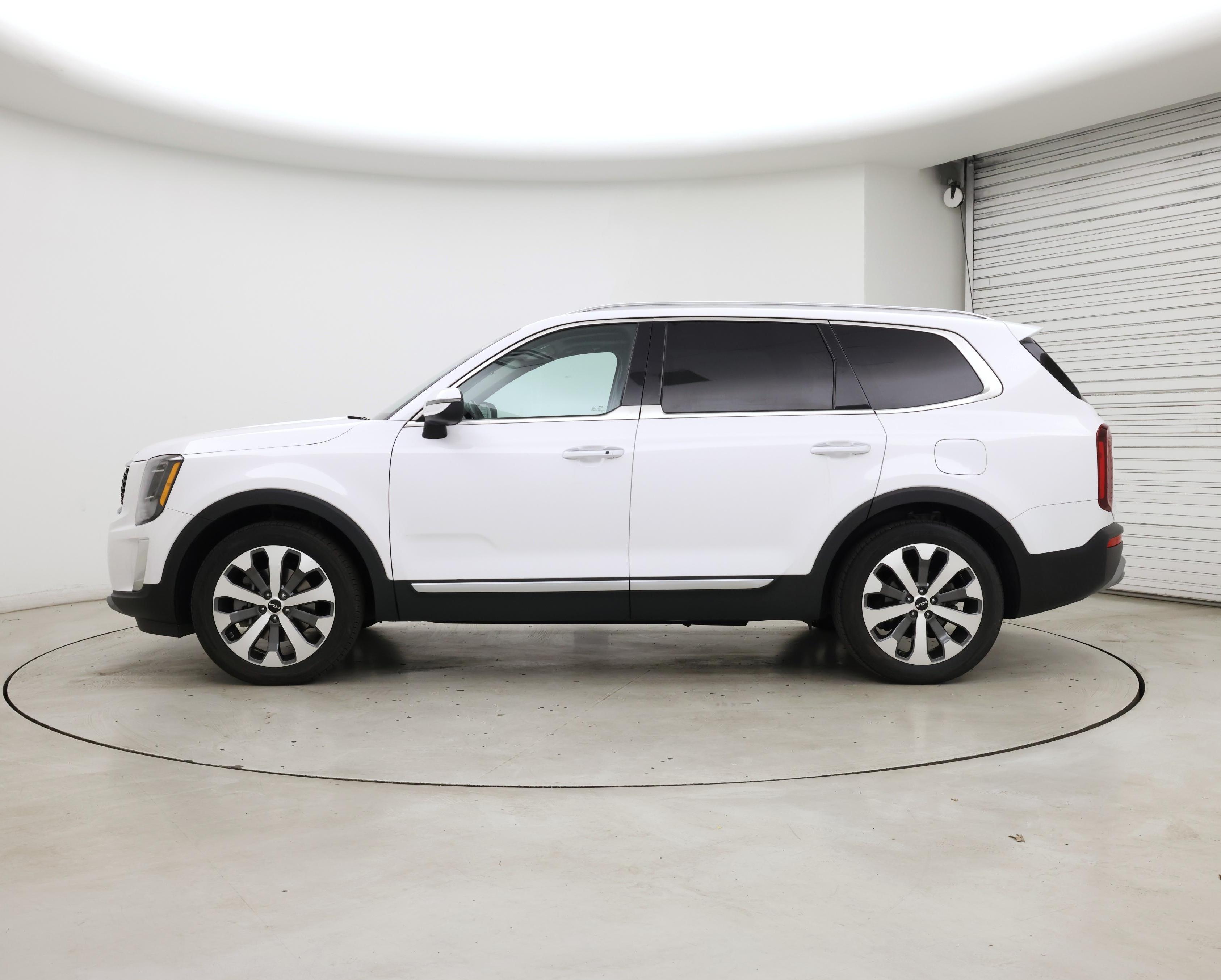 Thumbnail: 2022 Kia Telluride - 3