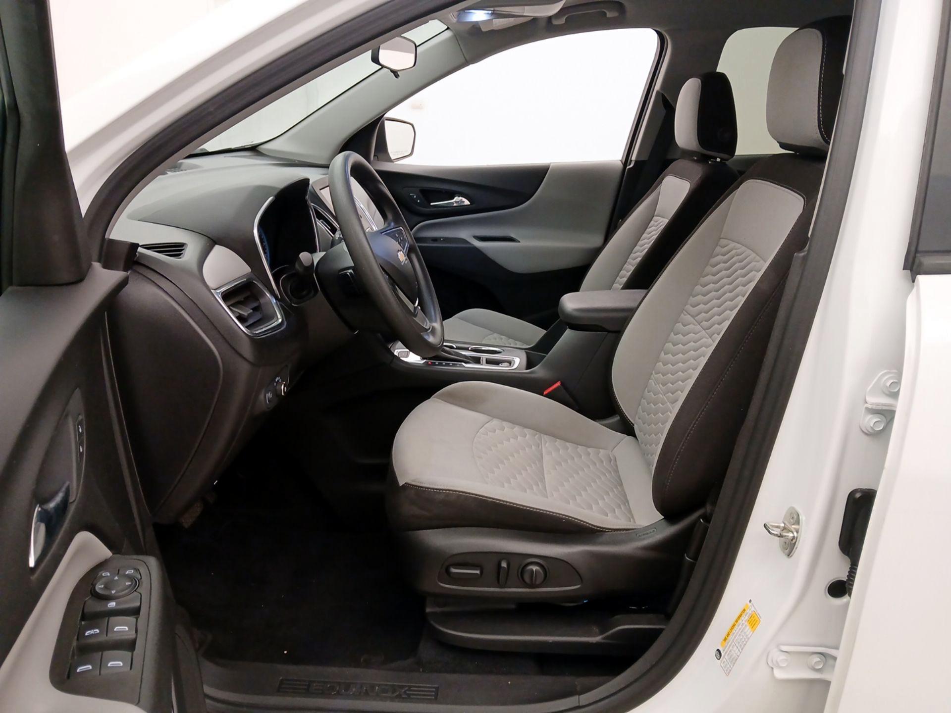 Thumbnail: 2020 Chevrolet Equinox - 11