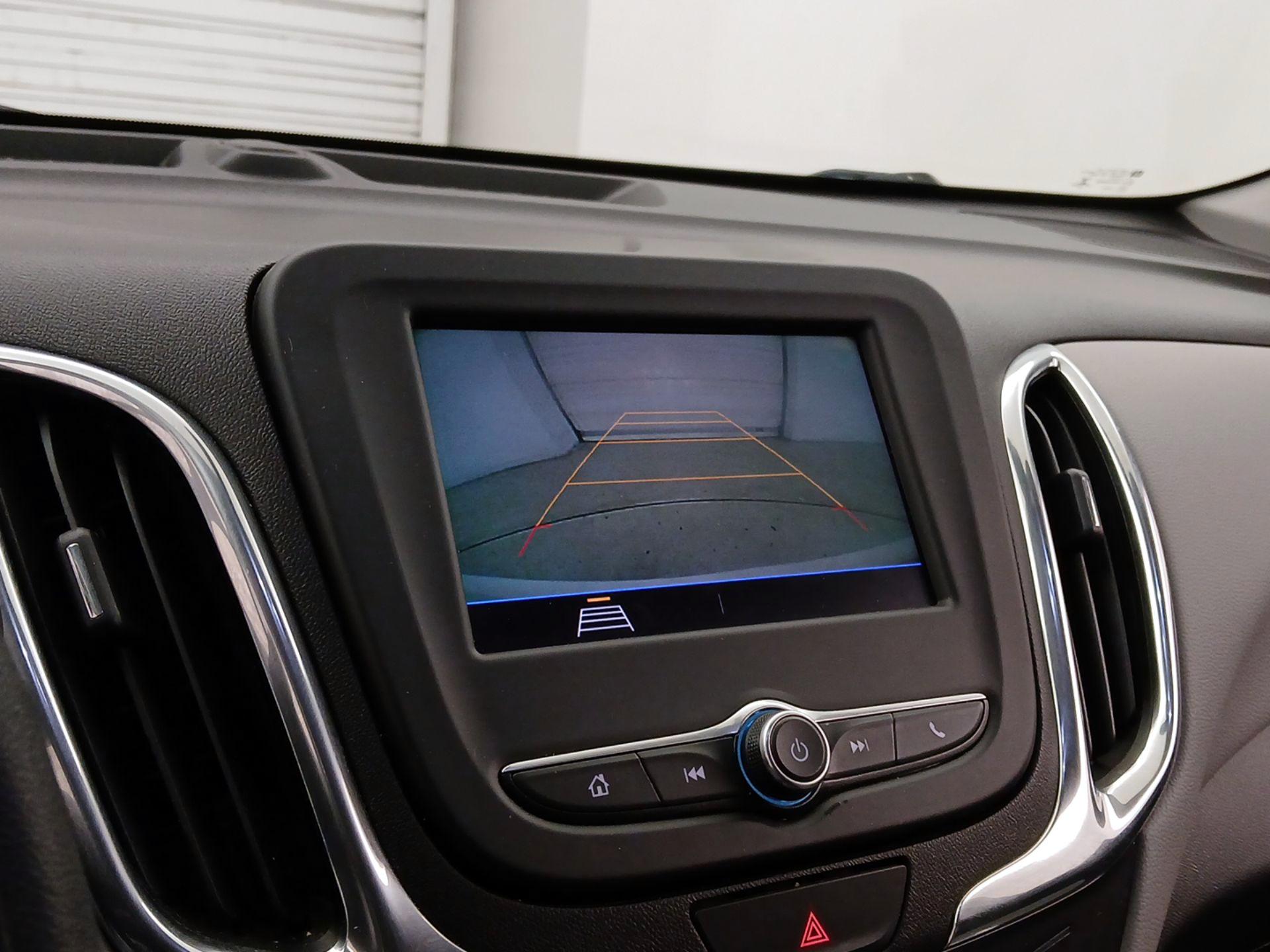 Thumbnail: 2020 Chevrolet Equinox - 14