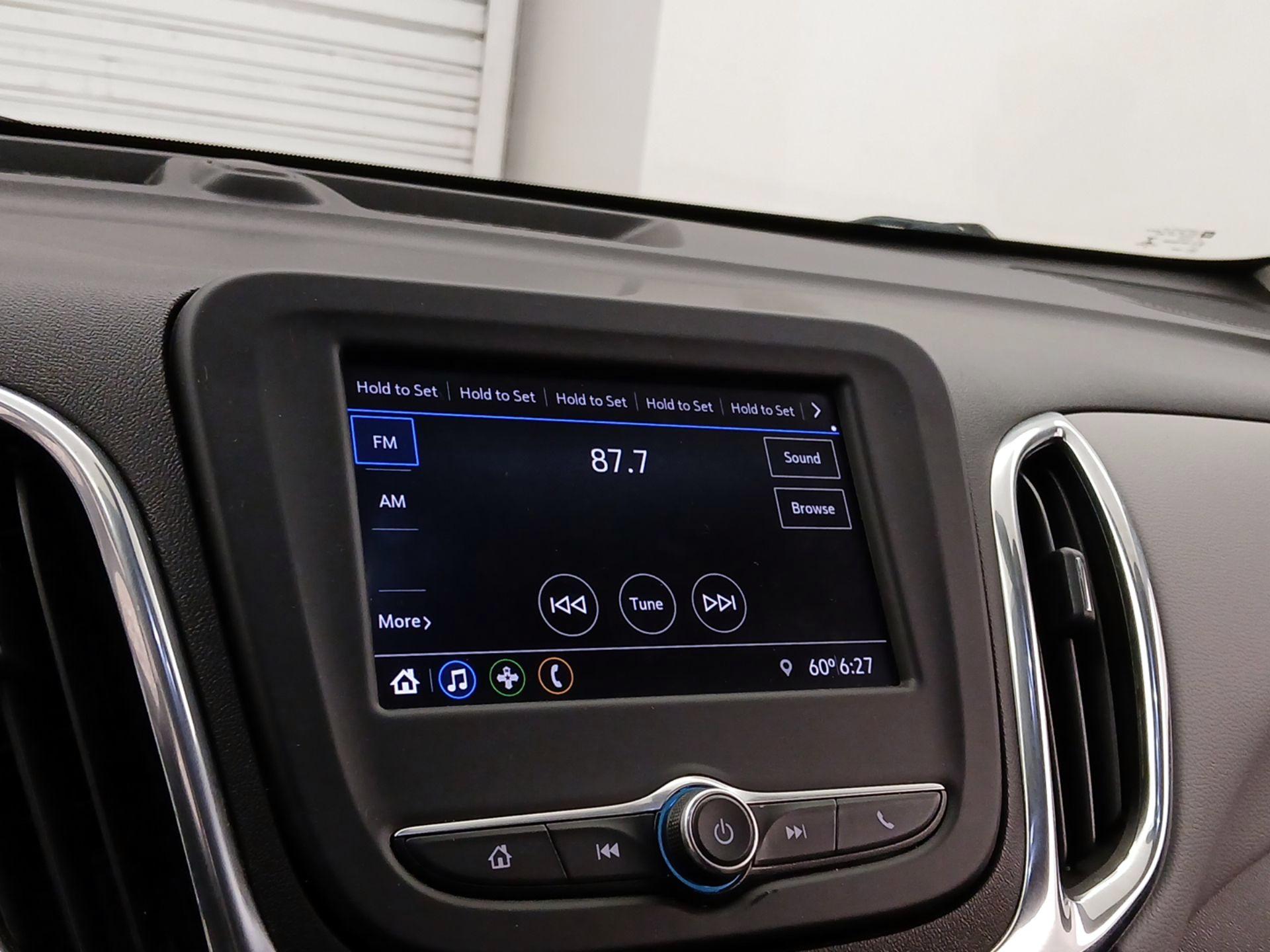 Thumbnail: 2020 Chevrolet Equinox - 15